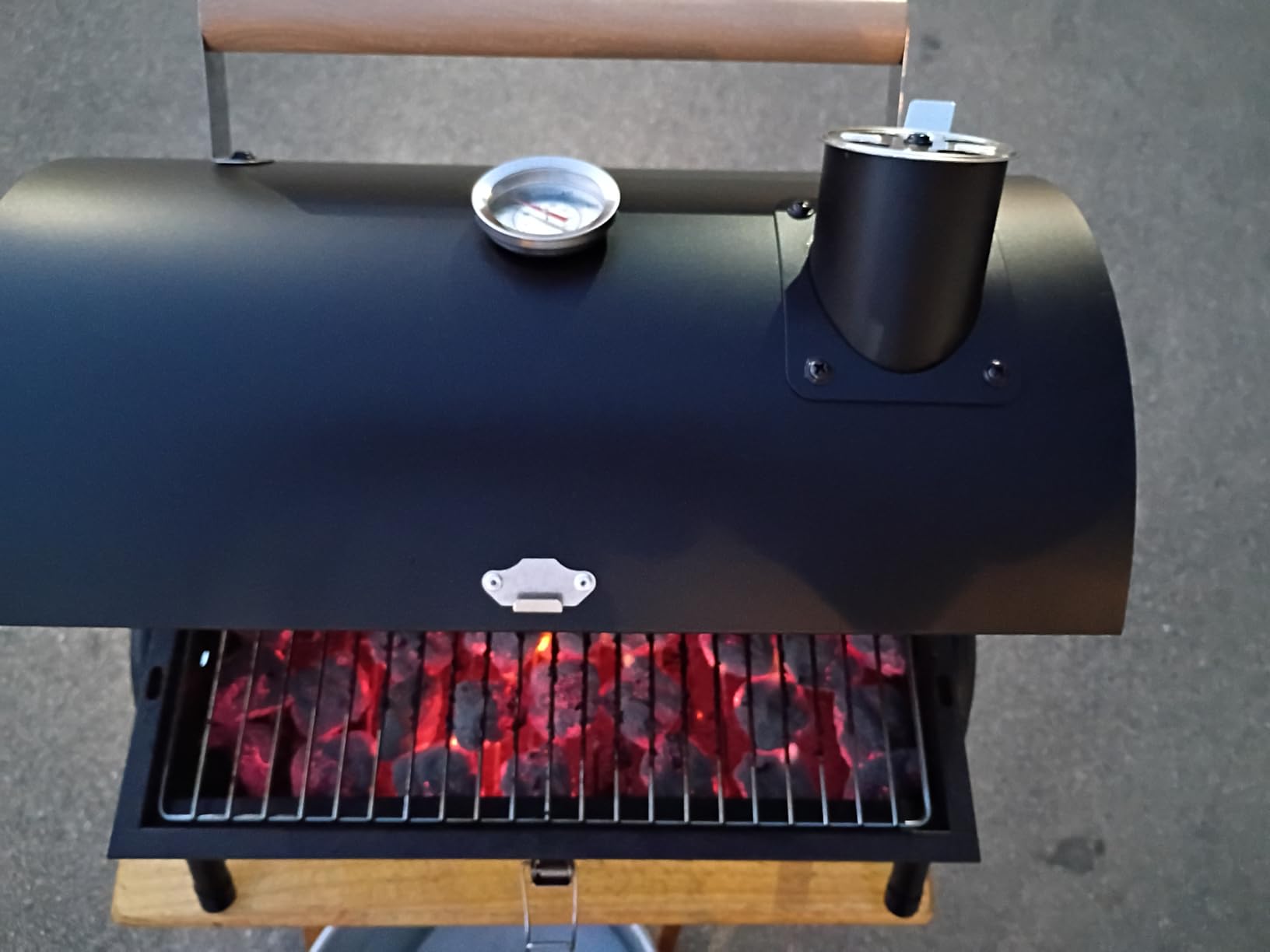 Joyfair Portable Charcoal Grill with Thermometer, Small Tabletop Barbecue Grill for Outdoor Camping Backyard Party BBQ Cooking, Extra Thick Steel & Heavy Duty, Innovative Design & Easy Assembly customer photo 2