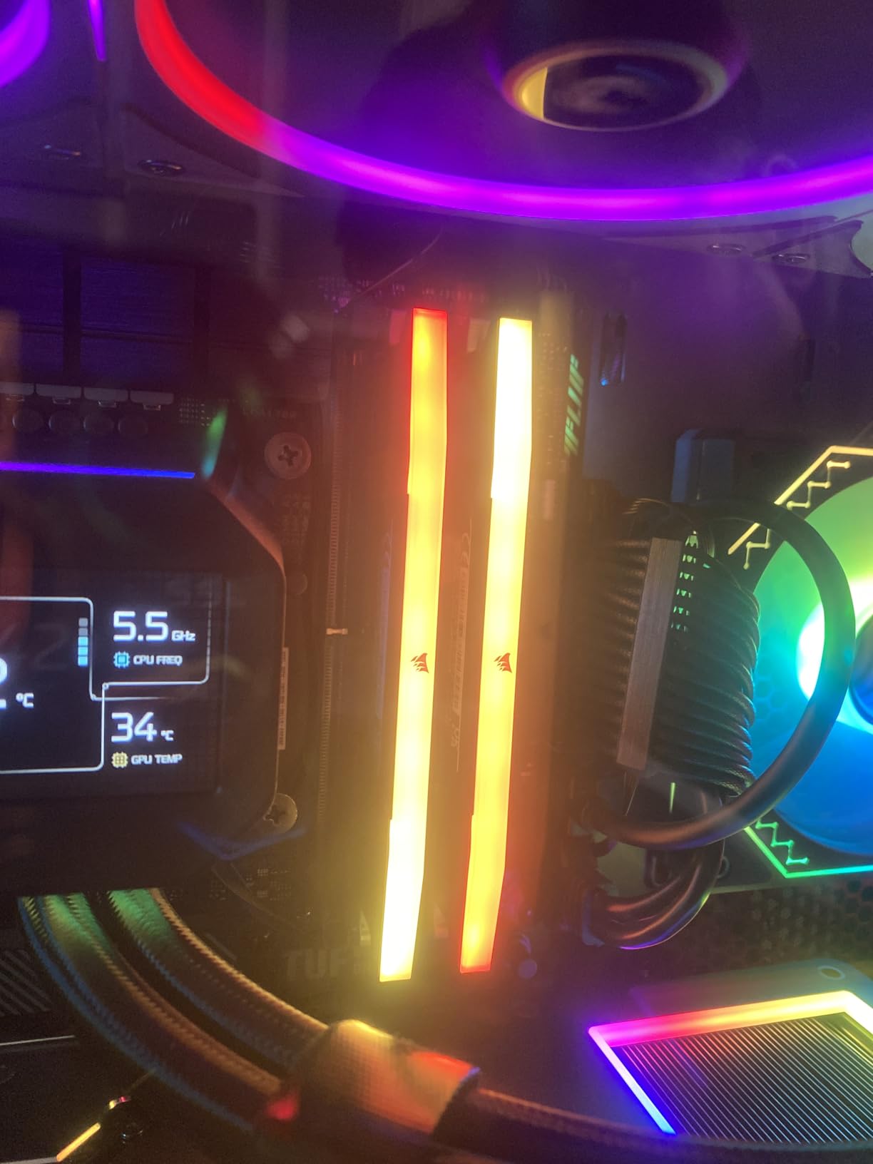 CORSAIR VENGEANCE RGB DDR5 RAM 64GB (2x32GB) 6400MHz CL32-40-40-84 1.40V Intel XMP Desktop Computer Memory - Black (CMH64GX5M2B6400C32) customer photo 2