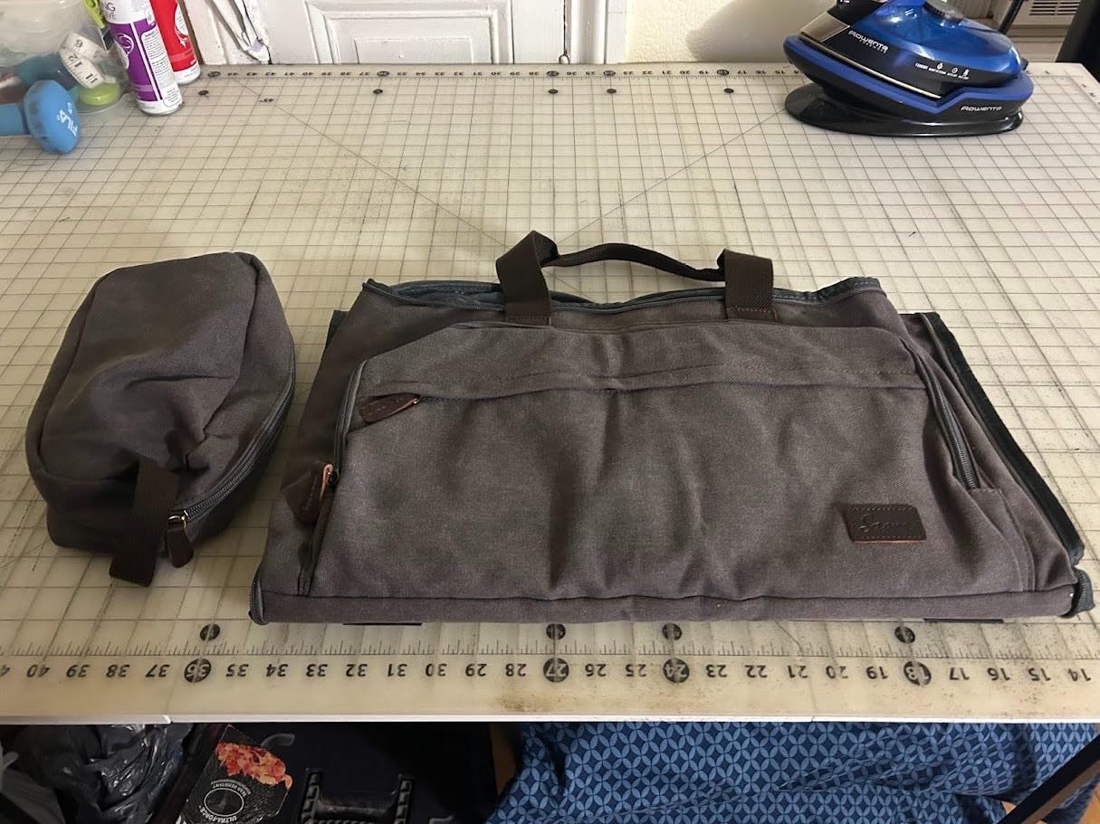 Carry On Garment Bag for Travel Convertible Duffle Bags for Men Women 2 in 1 Hanging Suitcase Business with Toiletry Bag customer photo 1