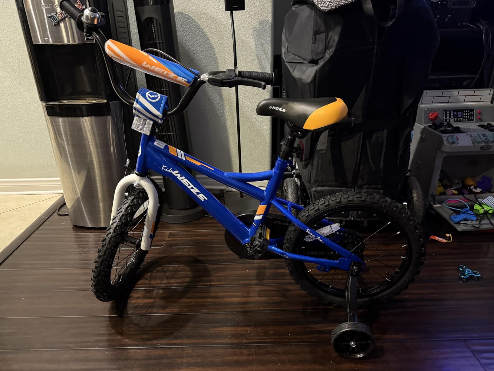 WEIZE Kids Bike, 16 18 20 Inch Children Bicycle for Boys Girls Ages 4-12 Years Old, Rider Height 38-60 Inch, Coaster Brake, Multiple Color Options, Free Portable Bike Pump, Blue (TW-DU008) customer photo 2
