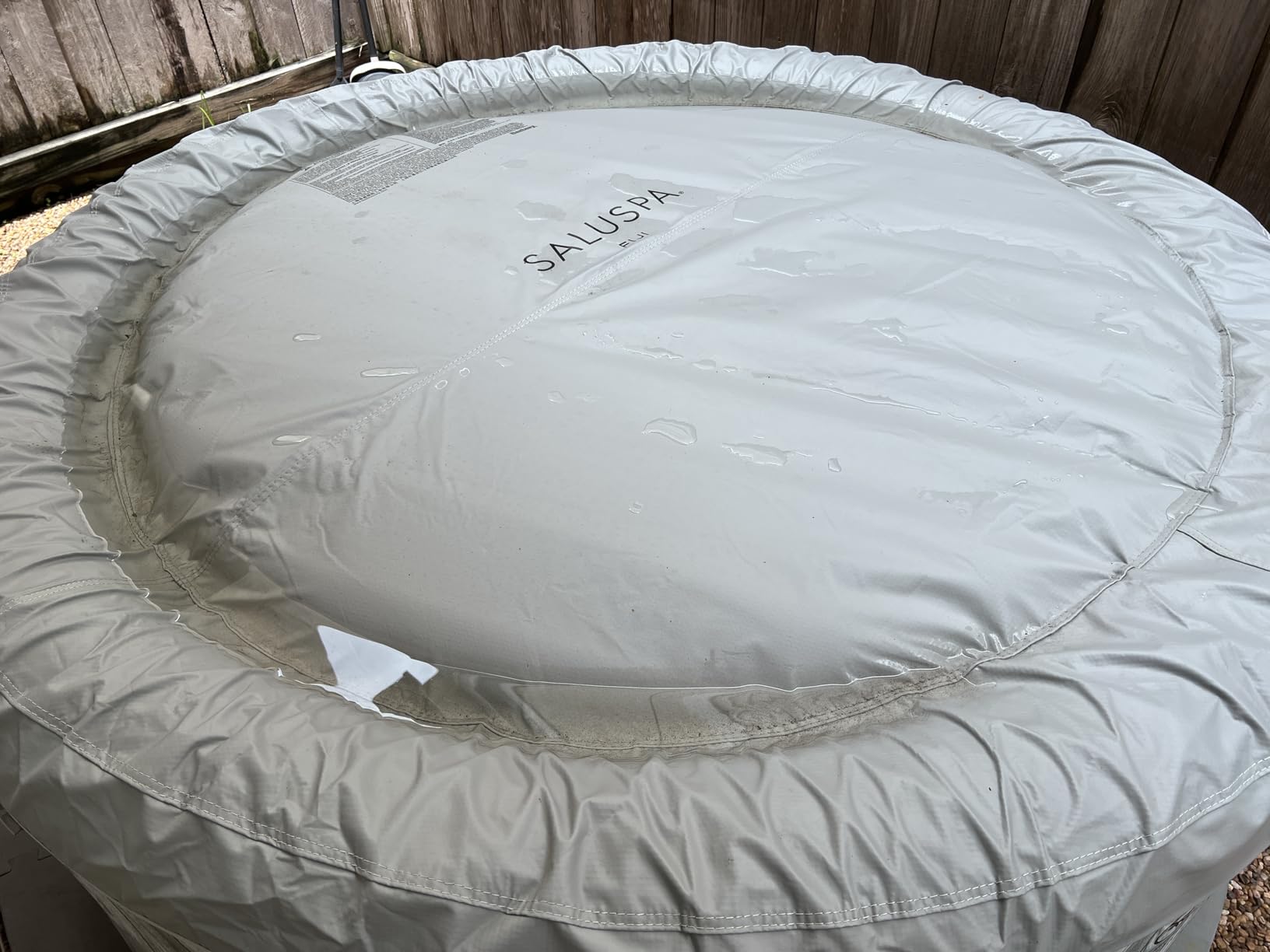 Bestway SaluSpa Fiji 2 to 4 Person Inflatable Hot Tub, Round Energy-Efficient Portable Outdoor Spa with 120 AirJets, 71