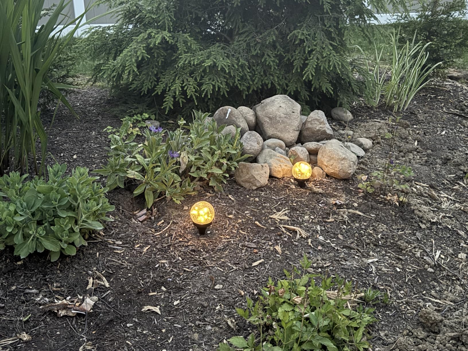 JKIMK Solar Globe Lights Outdoor Waterproof - Cracked Glass Ball Lights for Garden, Patio, Yard, Lawn and Backyard Decor - Solar Orbs for Outside Decorations customer photo 2