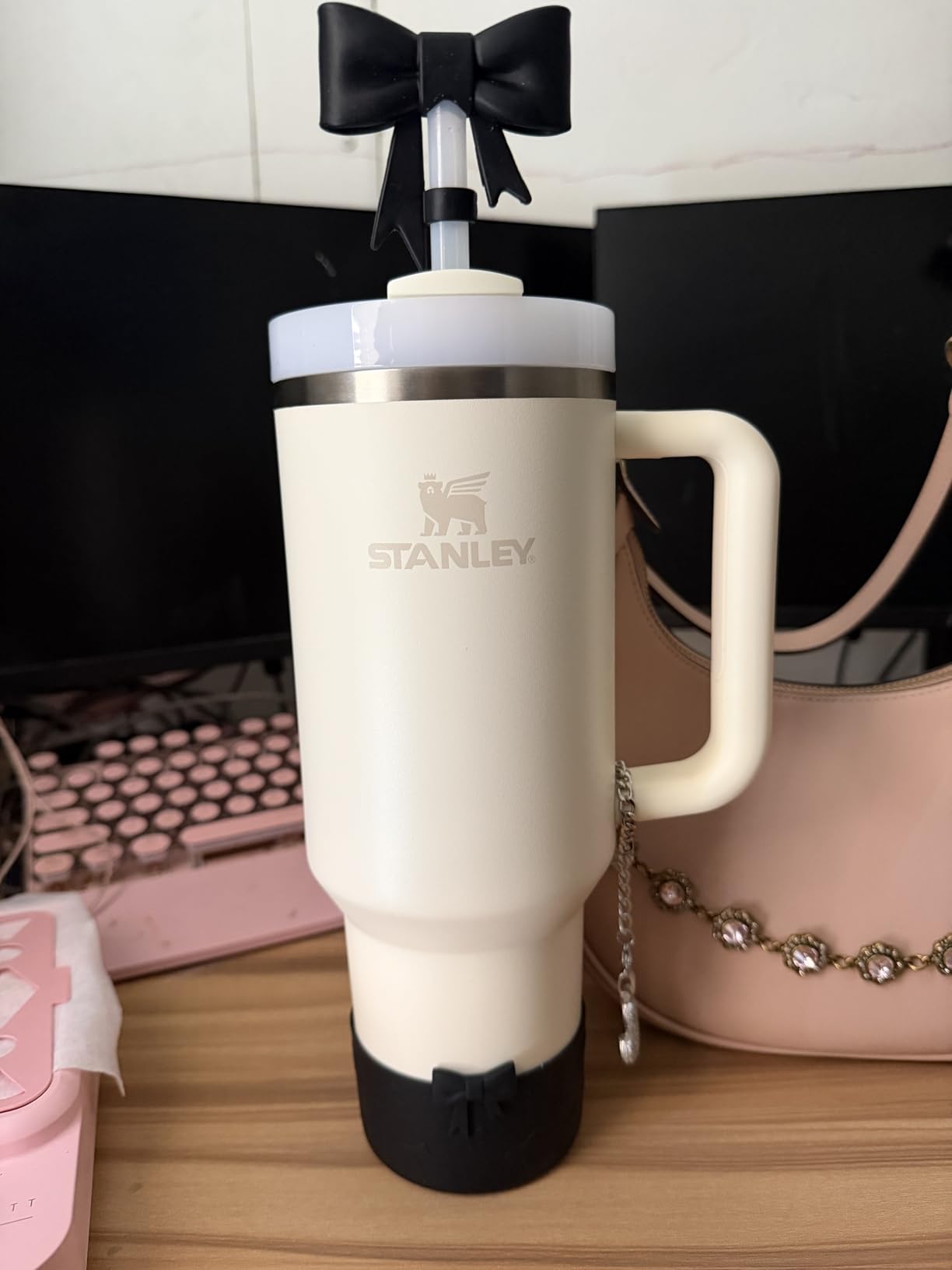 STANLEY Quencher H2.0 Tumbler with Handle and Straw 40 oz | Flowstate 3-Position Lid | Cup Holder Compatible for Travel | Insulated Stainless Steel Cup | BPA-Free | Lilac customer photo 1