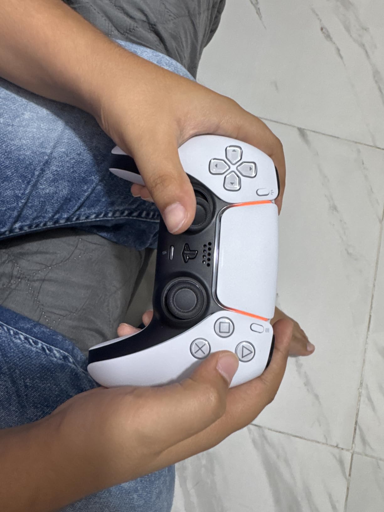 PlayStation 5 Disc Edition Console (slim) customer photo 2