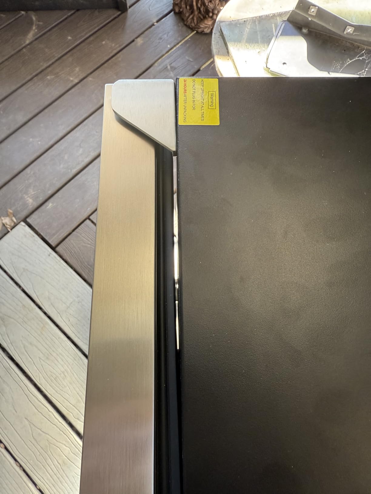 EUHOMY 24 Inch Beverage Refrigerator, Built-in and Freestanding Beverage Cooler 180 Can, Under Counter Beverage Fridge with Stainless Steel Door, Outdoor Refrigerator for Soda, Beer, Wine customer photo 1