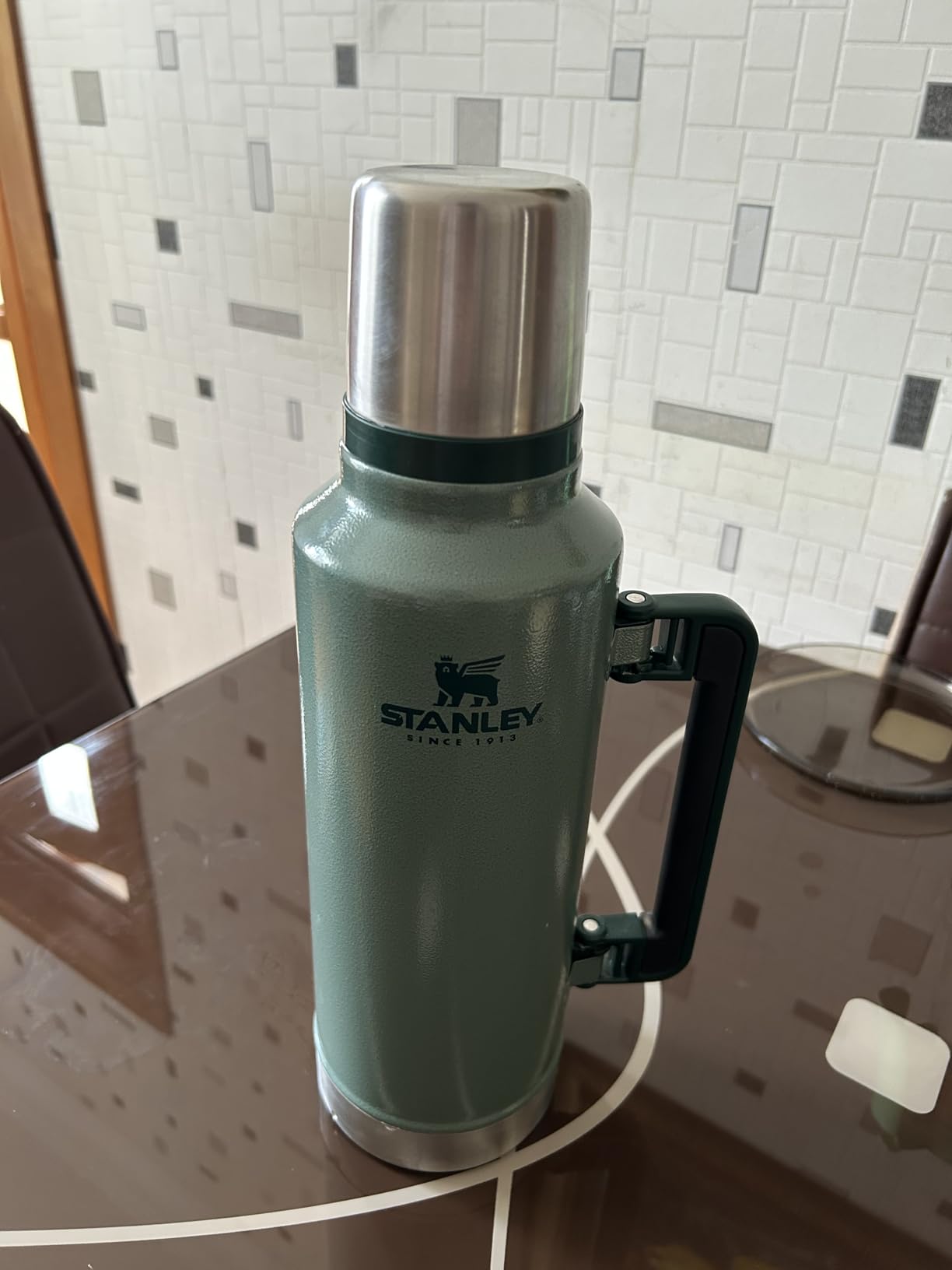 Stanley Classic Legendary Vacuum Bottle 2.0 qt | Wide Mouth with Leakproof Cup Lid | Keep Drinks Hot or Cold | Packable for Travel | Insulated Stainless Steel Thermal Bottle | BPA-Free | Hammertone Green customer photo 1