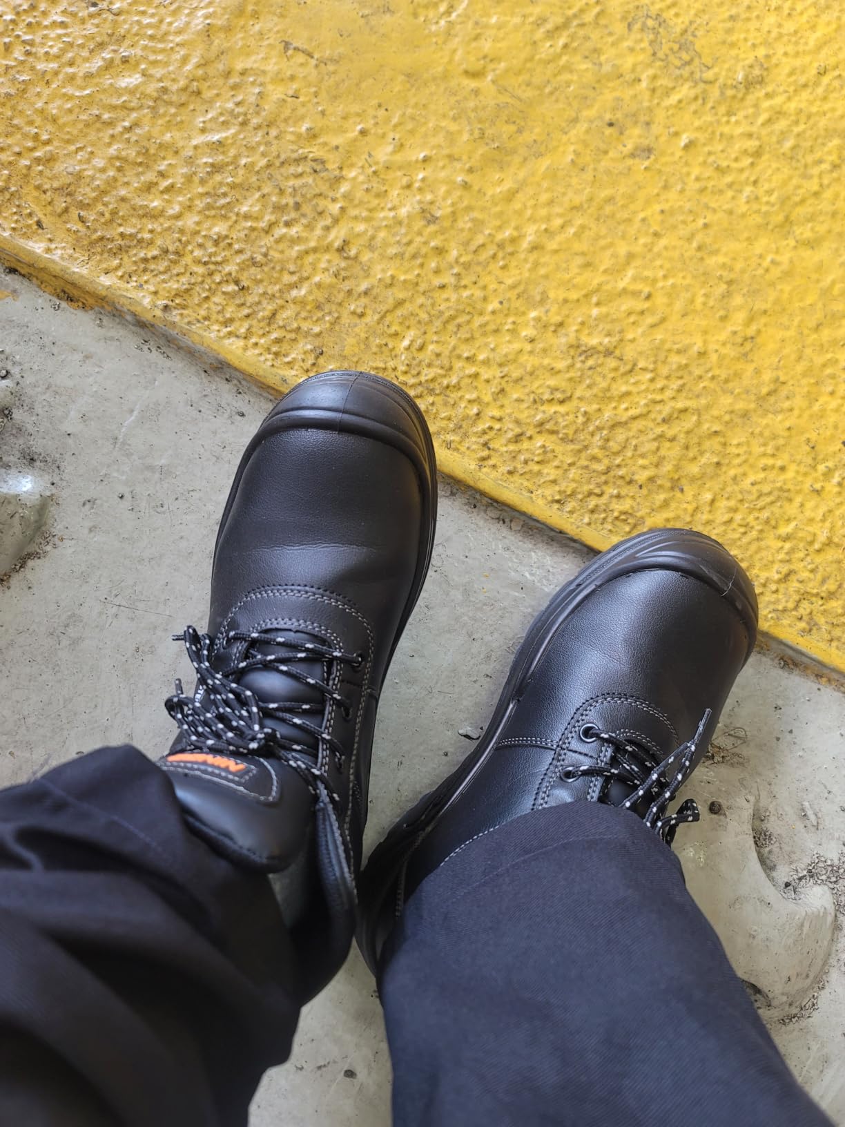 NINGO Steel Toe Work Boots for Men, Non Slip & Puncture Resistant Construction Boots with Breathable Lining, EH Protection, Comfortable Mens Safety Leather Work Shoes for Industrial, Walking Warehouse customer photo 2