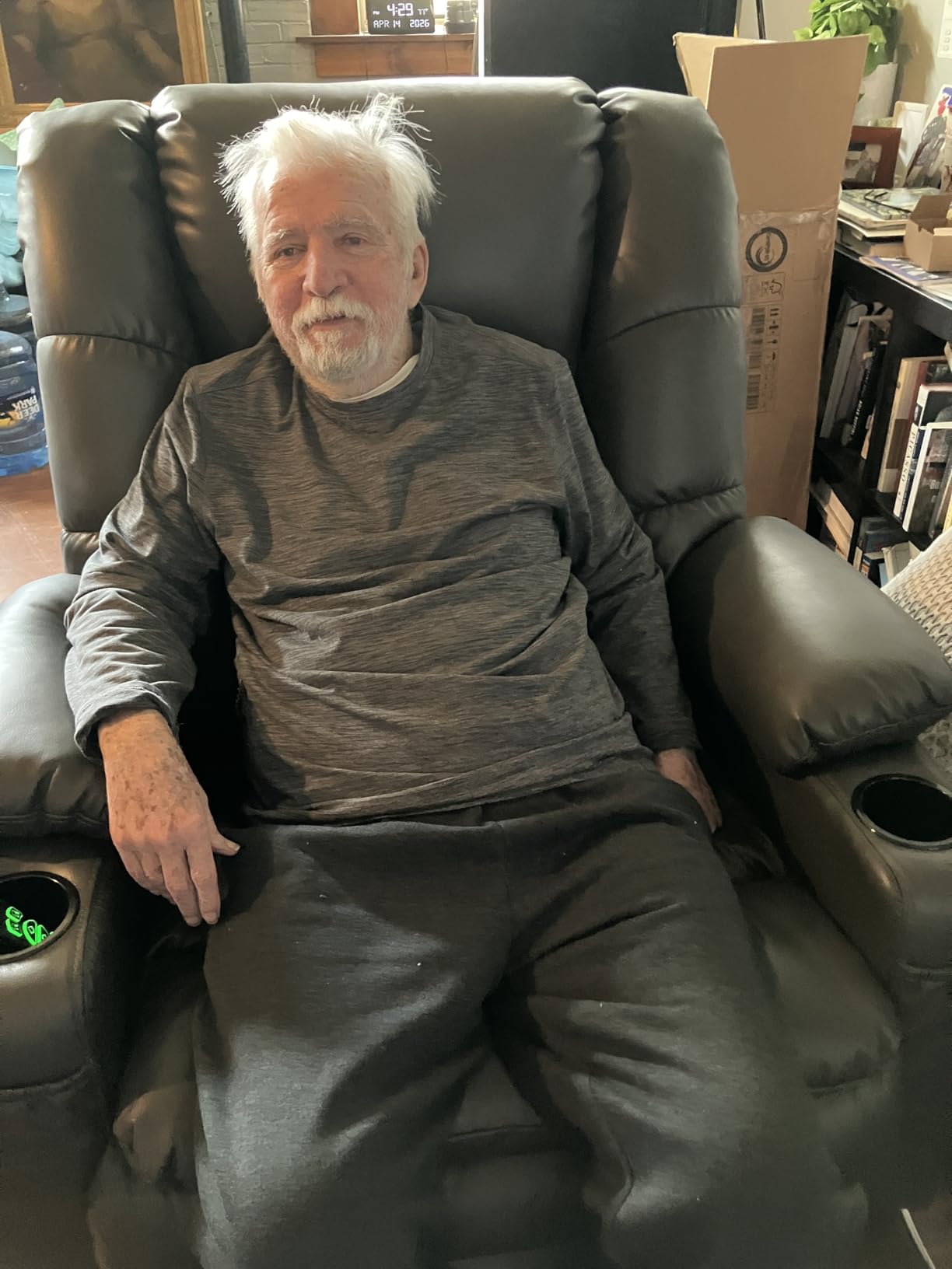 MCombo Triple Motor Lay Flat Power Lift Recliner Chair for Tall Elderly, Infinite Position, Massage, Dual Heating, Adjustable Headrest, Faux Leather 7634 (Dark Brown, Large) customer photo 2