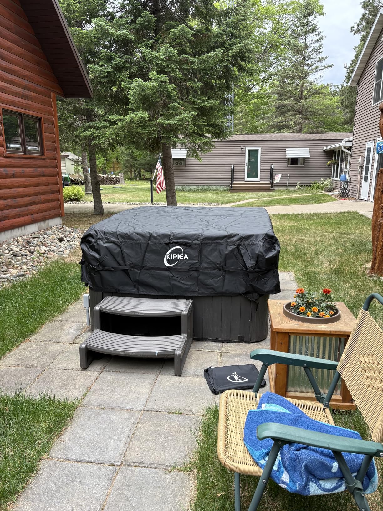 Kipiea 600D Outdoor Waterproof Square Hot Tub Cover Protector, Heavy Duty Polyester SPA Cover UV Protection Cover 85 L x 85 W x 20 H, Black customer photo 2