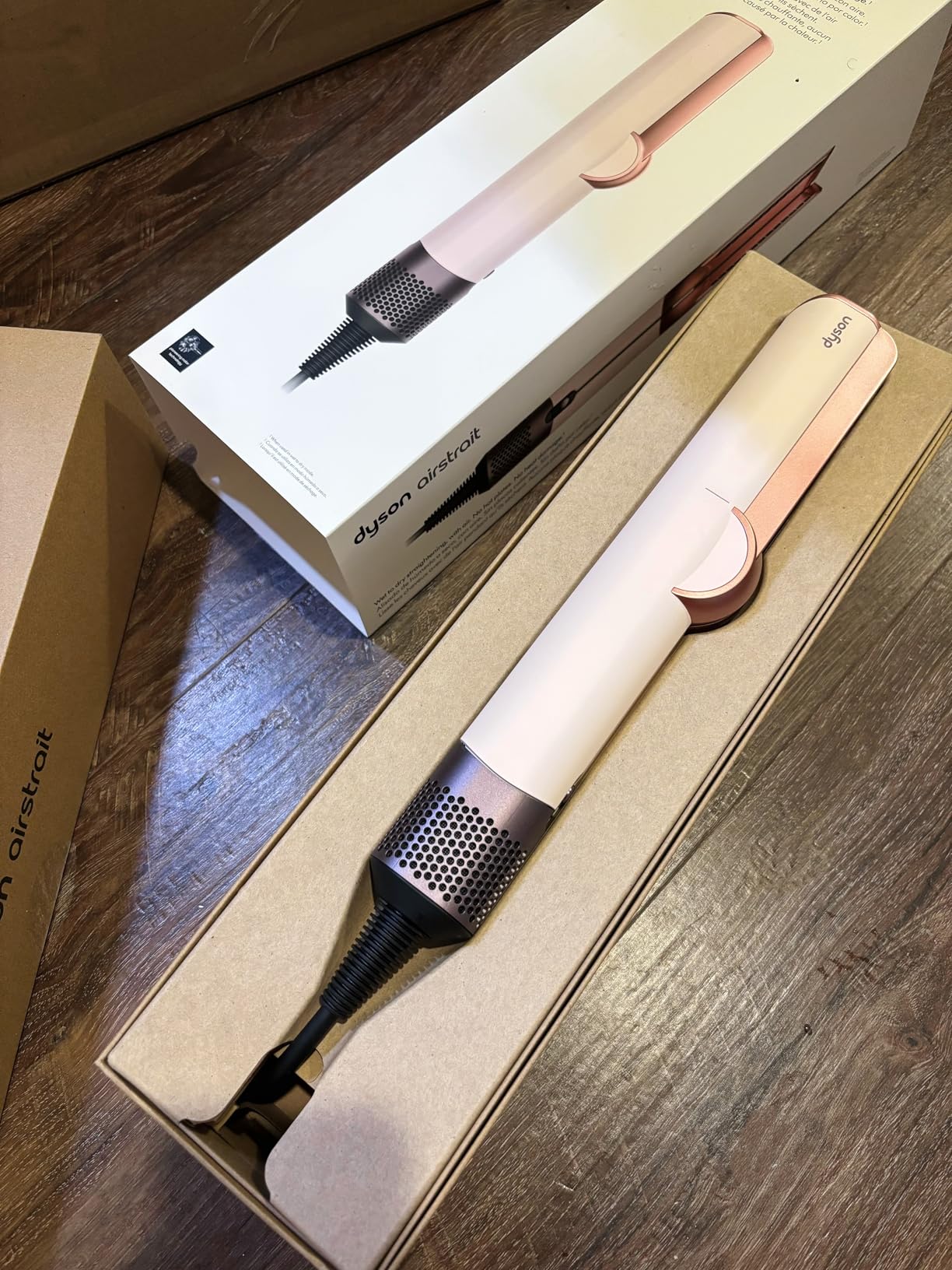 Dyson Airstrait Straightener, Wet to Dry Hair Straightener, No Heat Damage, No Hot Plates customer photo 2