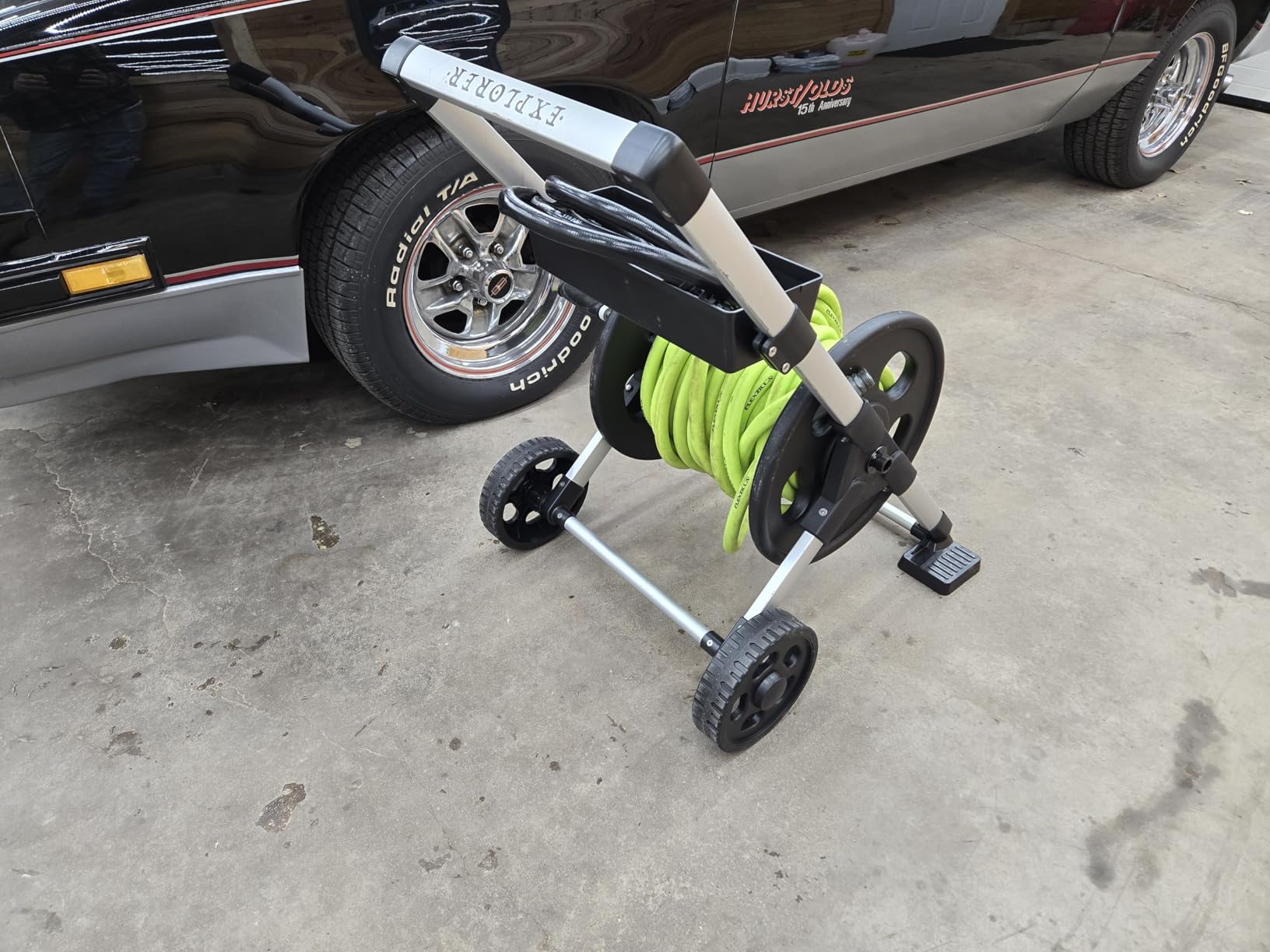 Liberty Garden 304 Explorer Two Wheel Hose Reel Cart, Aluminum, Holds 250-feet of 5/8-Inch Hose, Silver/Black customer photo 2