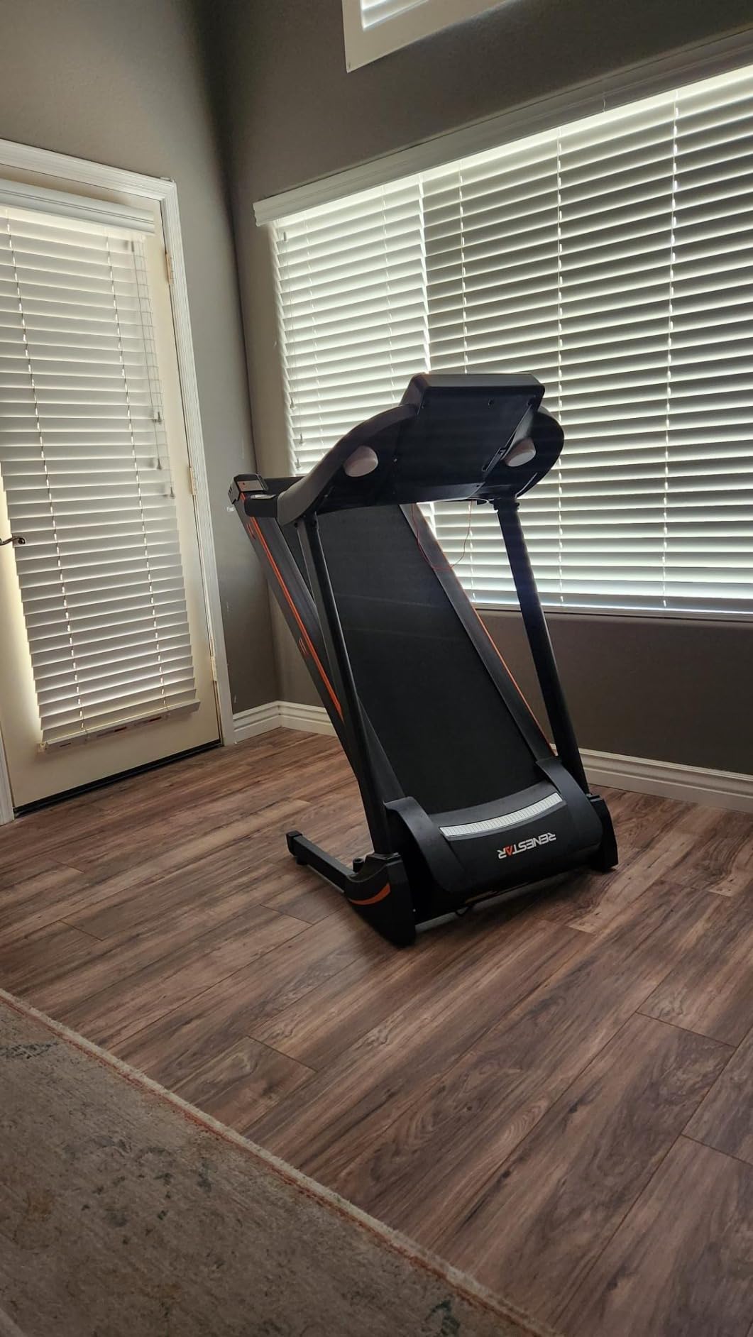 Renestar Treadmills for Home, Treadmill with Auto Incline, Folding Treadmills for Running Walking with 300LBS Weight Capacity customer photo 1