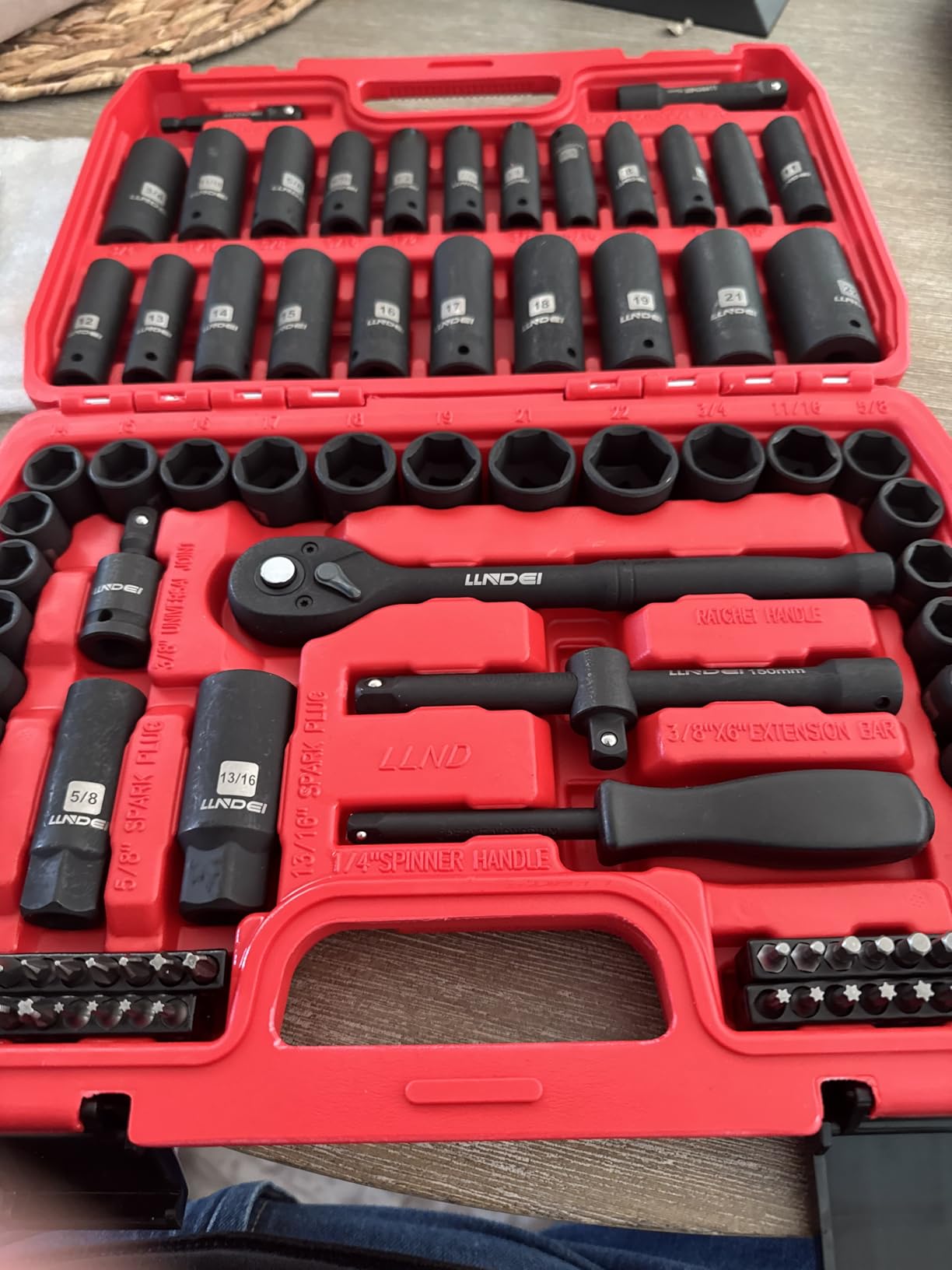 LLNDEI 1/4 & 3/8 Inch Drive Impact Socket Set, 186 Pieces Metric and Standard Full Sockets, CR-V Deep & Shallow Sockets Tool Set with Ratchet Wrench Handle, Spark Plug Socket, Bits for Mechanic customer photo 1