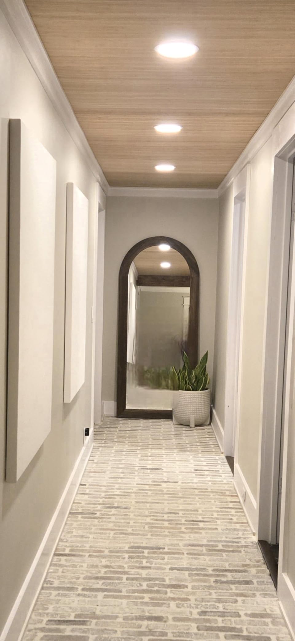 ZHUNFA Arched Full Length Mirror with Solid Wood Frame, 71x32 Farmhouse Wall Mounted Floor Mirror with Stand, Brown customer photo 1