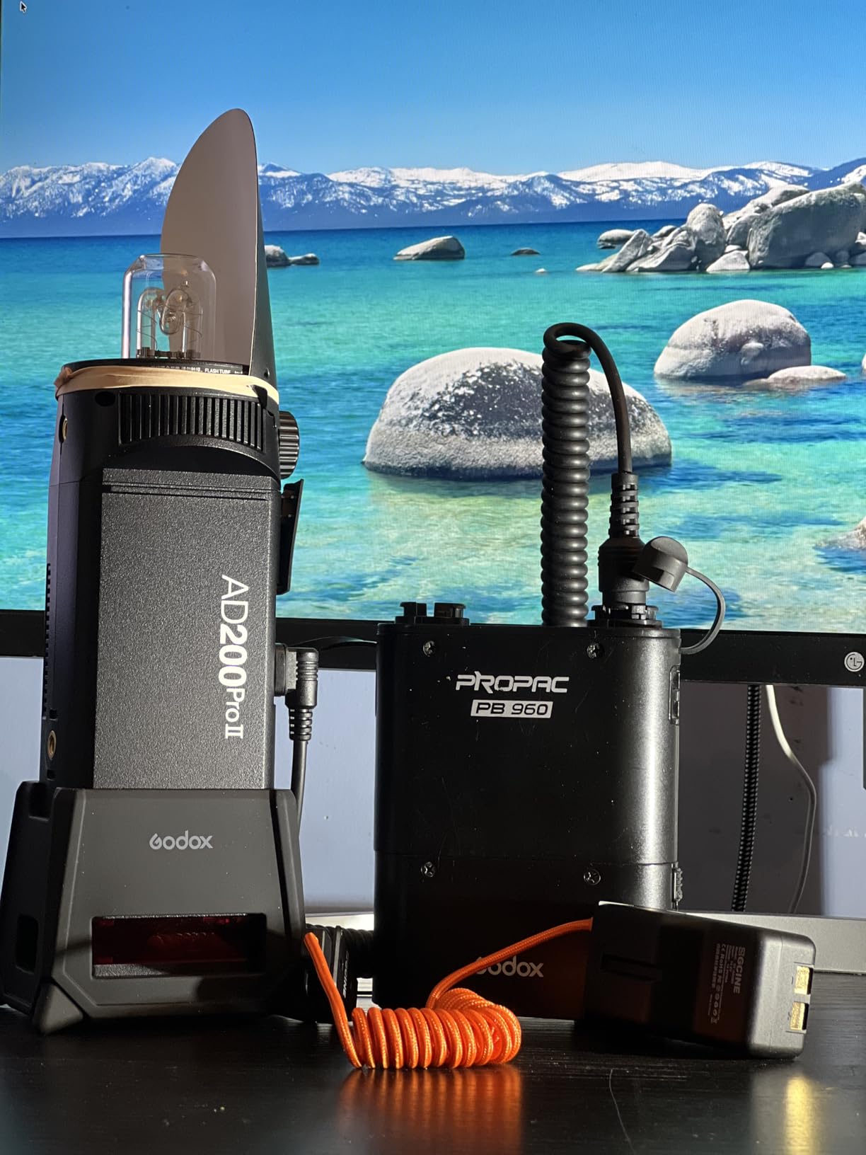 Godox AD200 Pro II 200Ws TTL Pocket Flash with Color Screen customer photo 1