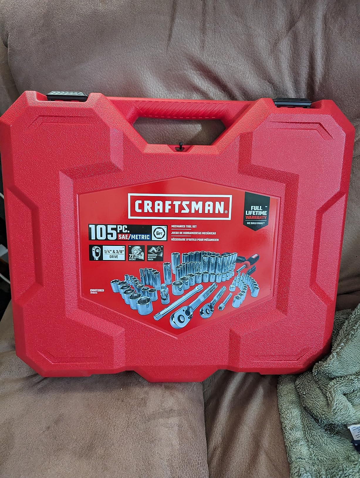 CRAFTSMAN Mechanics Tool Set 105 Pcs, Standard (SAE) and Metric with Case , 1/4 and 3/8 Inch Drive Car Tool Kit( CMMT12123) customer photo 2