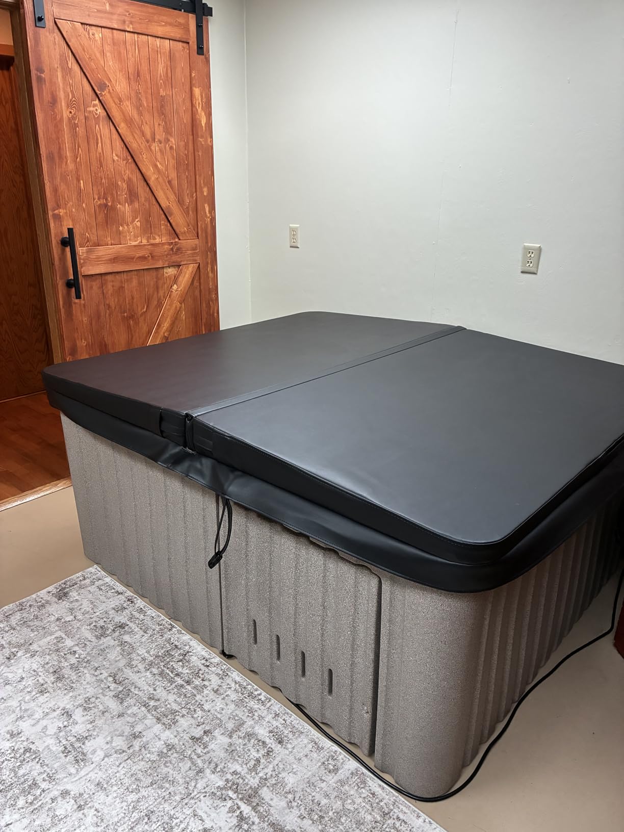 Aqualife Current 4-Adult Outdoor Hot Tub, Uses Standard Outlet, 14 Hydrotherapy Jets, Underwater Led Lighting, Cover Included customer photo 1