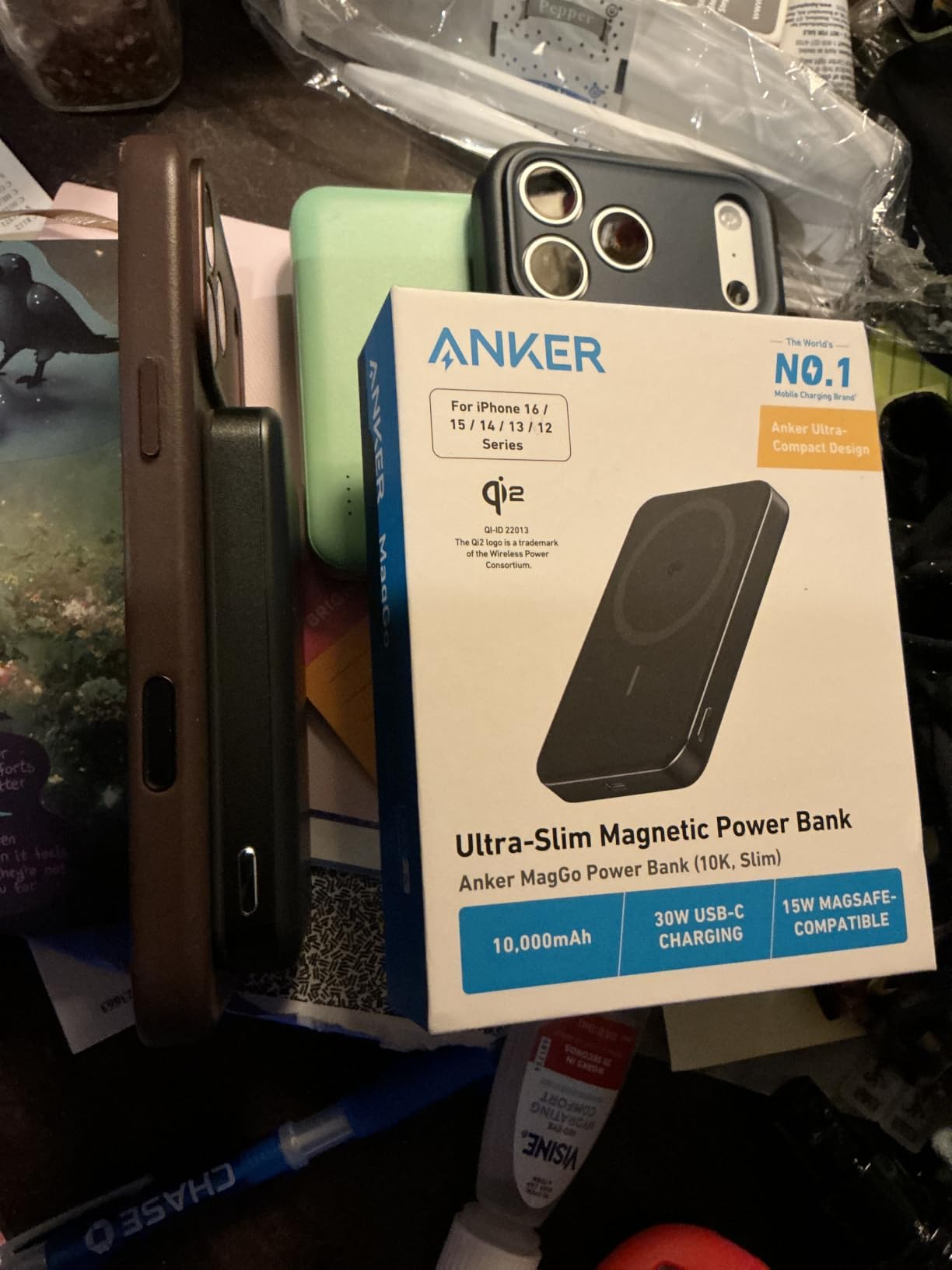 Anker MagGo Power Bank, Slim 10,000mAh Magnetic Battery Pack, Qi2 Certified 15W Ultra-Fast MagSafe Compatible Portable Charger, Ergonomic Design, for iPhone17/16/15/14 Series customer photo 2