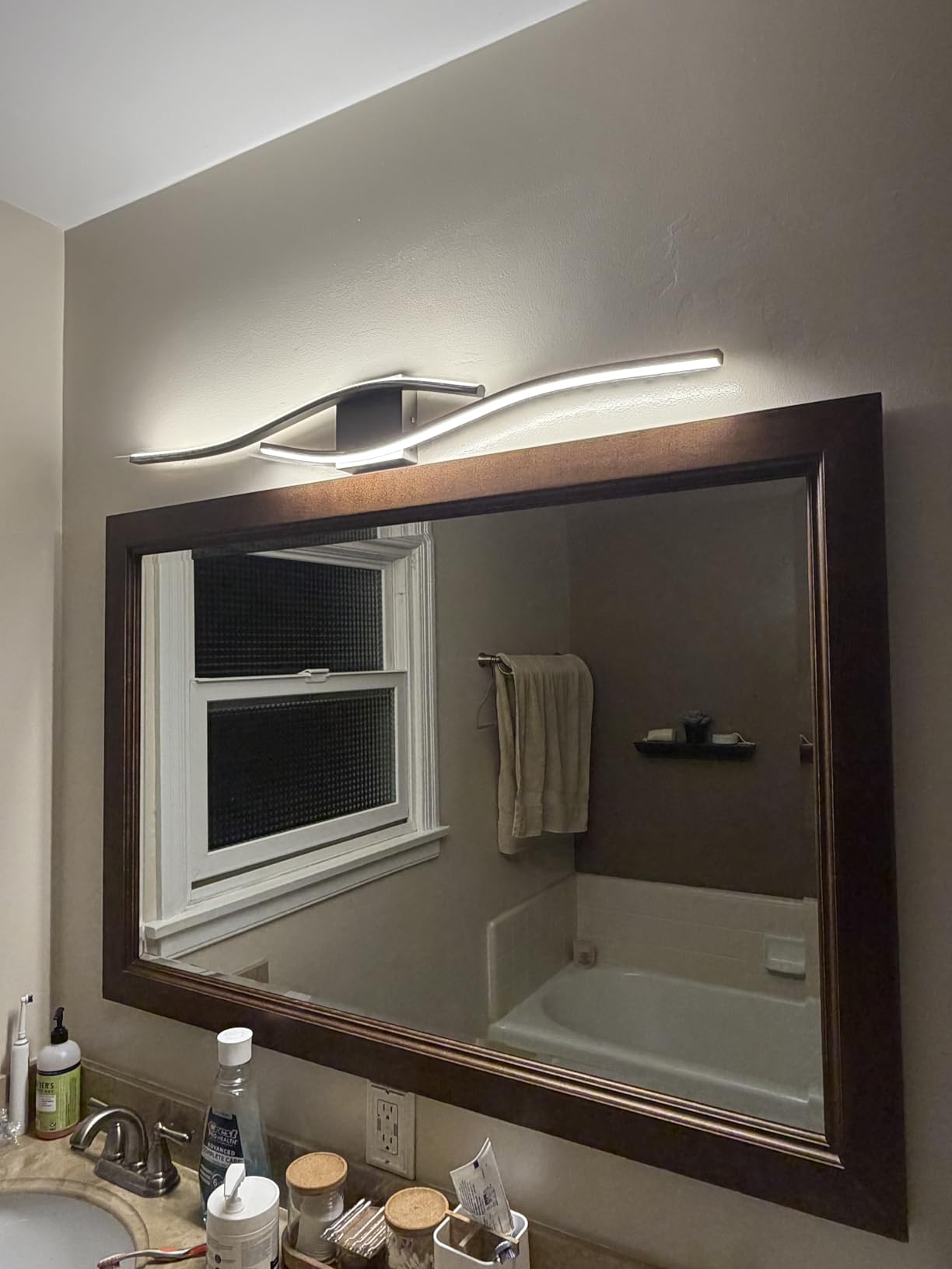 Joossnwell Brushed Nickel Bathroom Vanity Lights Fixtures Over Mirror 5CCT Dimmable Bathroom Light Fixture Modern Vanity Lighting Bar Led Bath Vanity Light 23 Inch Wall Lamp customer photo 2