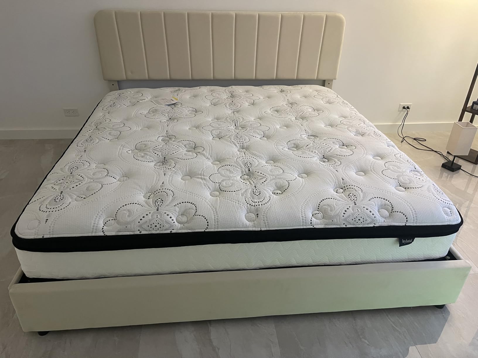 Signature Design by Ashley Chime 12 Hybrid Innerspring Queen Size Mattress, Medium Firm Feel, Gel Memory Foam for Lumbar Support, Mattress in a Box, 12 Inch customer photo 2