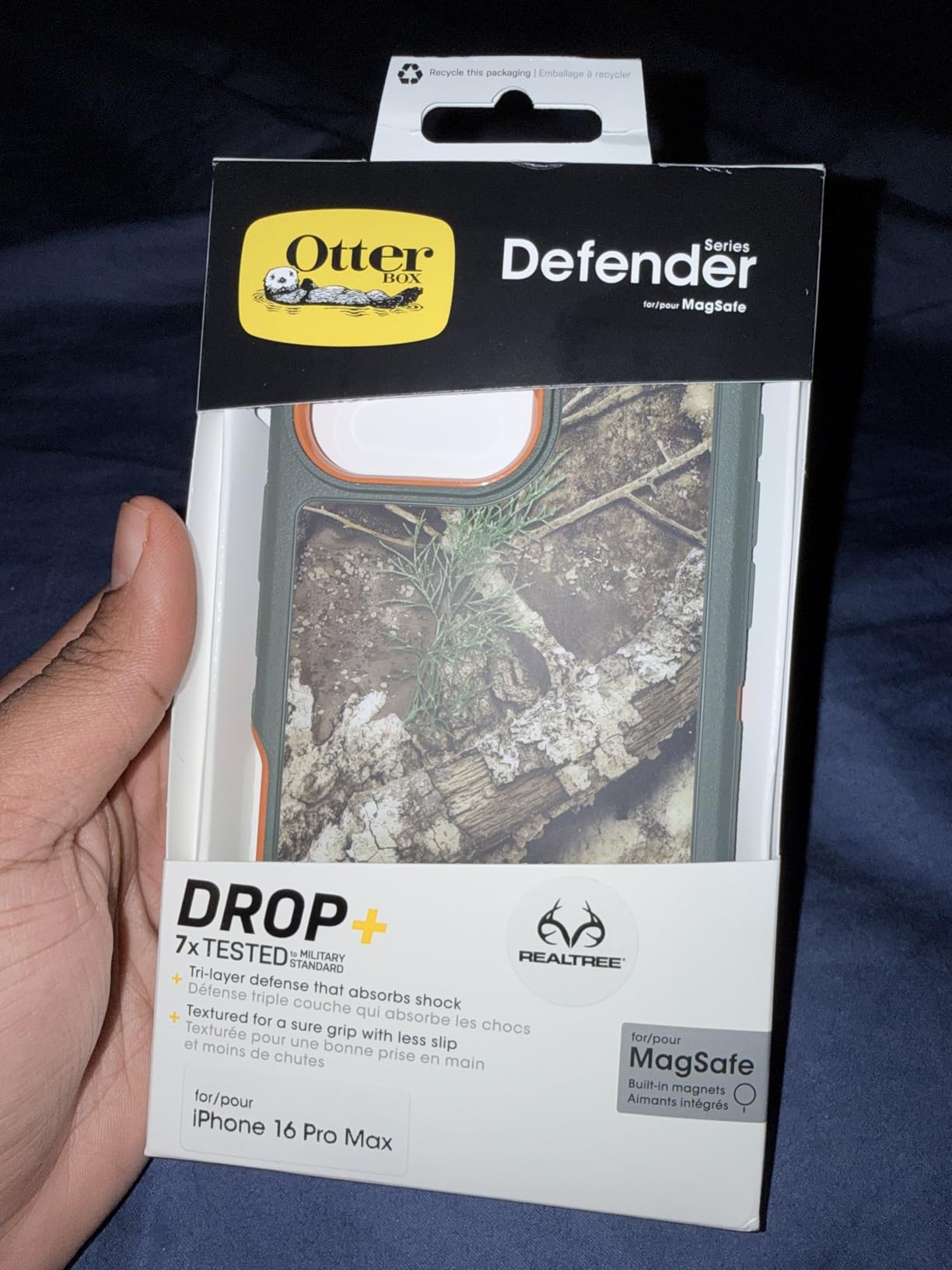 OtterBox iPhone 16 Pro Defender Series Case - Black - Tough, Rugged & Durable iPhone Case, Snaps on MagSafe, Multi-Layer, Impact Absorbing customer photo 2