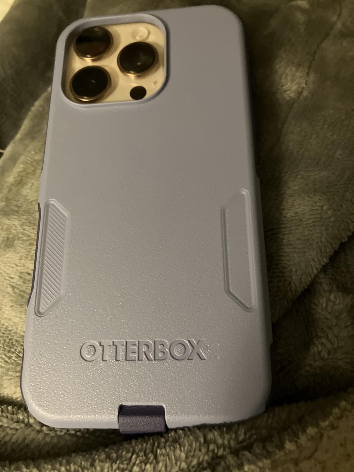 OtterBox iPhone 16 Pro Commuter Series Case - Black, Thin & Protective iPhone Case, Dual-Layer, Impact Absorbing customer photo 2