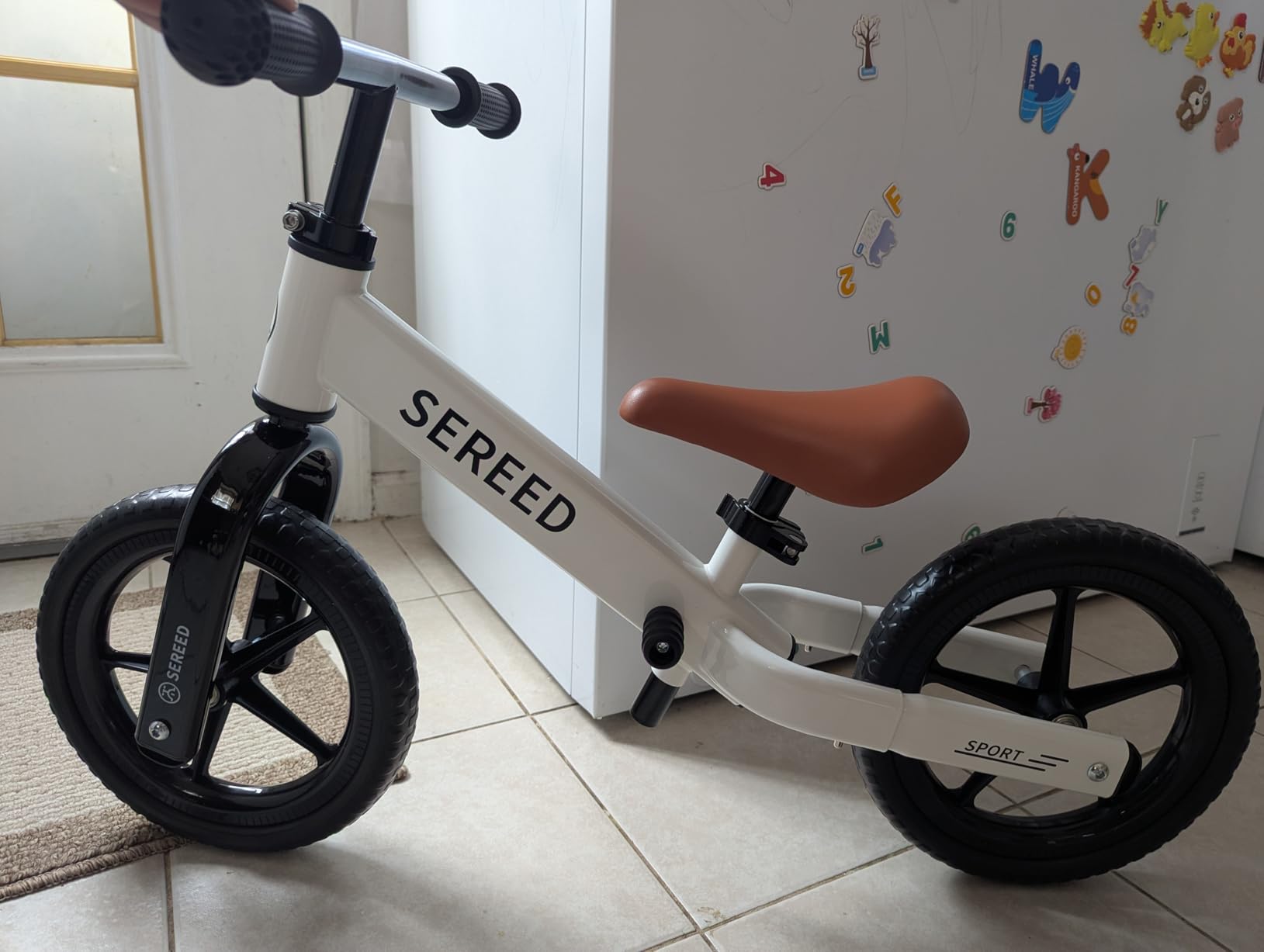 SEREED Toddler Balance Bike 2 Year Old, No Pedal Kids Toy Bike for 2-5 Years Old, Tool-Free Adjustment, Gift for 2-3 Boys Girls, Customize Plate with 3pcs Stickers (White) customer photo 2