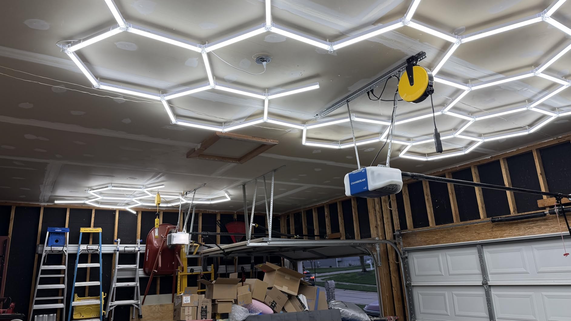 HYPERLITE Gen II Hexagon Garage Lights: 168W 16800LM 5 Grids Hexagon Led Light, 6500K Ultra Bright Honeycomb Hex Lights, Durable Design for Garage, Shop, Basement, Barber, Homegym customer photo 2