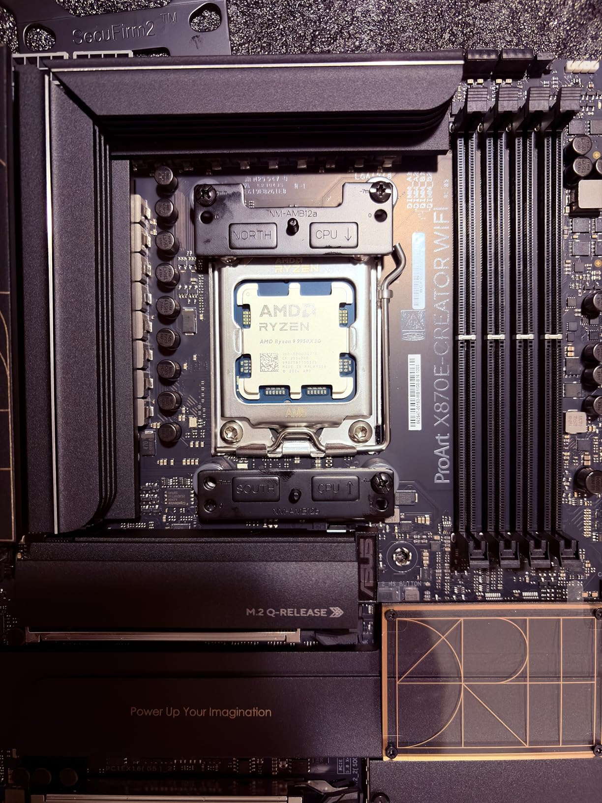 ASUS ProArt X870E-CREATOR WiFi AMD AM5 X870E ATX Motherboard PCIe 5.0 x16 Slots with Full Support for Next-gen GPU, 16+2+2 Power Stages, DDR5, Dual USB4, 10 Gb & 2.5 Gb LAN, WiFi 7, Four M.2 Slots customer photo 1