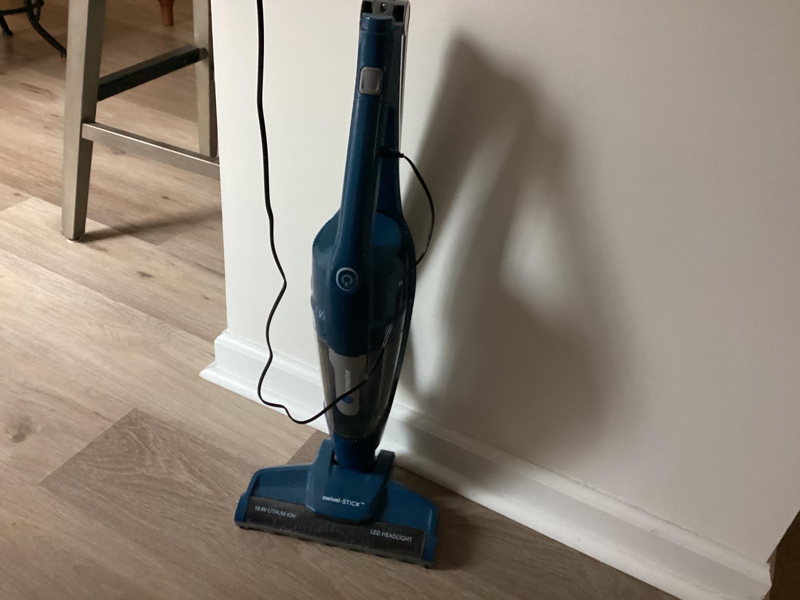 Vacmaster Portable 10.8V 2-in-1 Cordless Stick Lightweight Vacuum Cleaner with 2-Speed Power Control and LED Headlight for Hardwood Floor, Carpet & Pet Hair, Blue customer photo 1