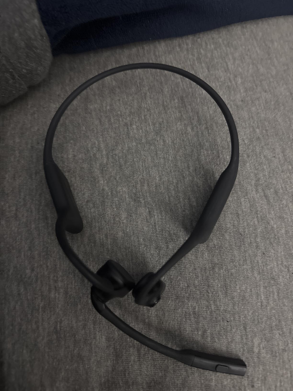 OpenComm2 2025 Upgrade - Open-Ear Bone Conduction Headphones, Wireless Bluetooth Headset with Noise Canceling Mic & Mute Button for Work Calls and Meetings, 16 Hour Talk Time for Mobile & PC customer photo 1