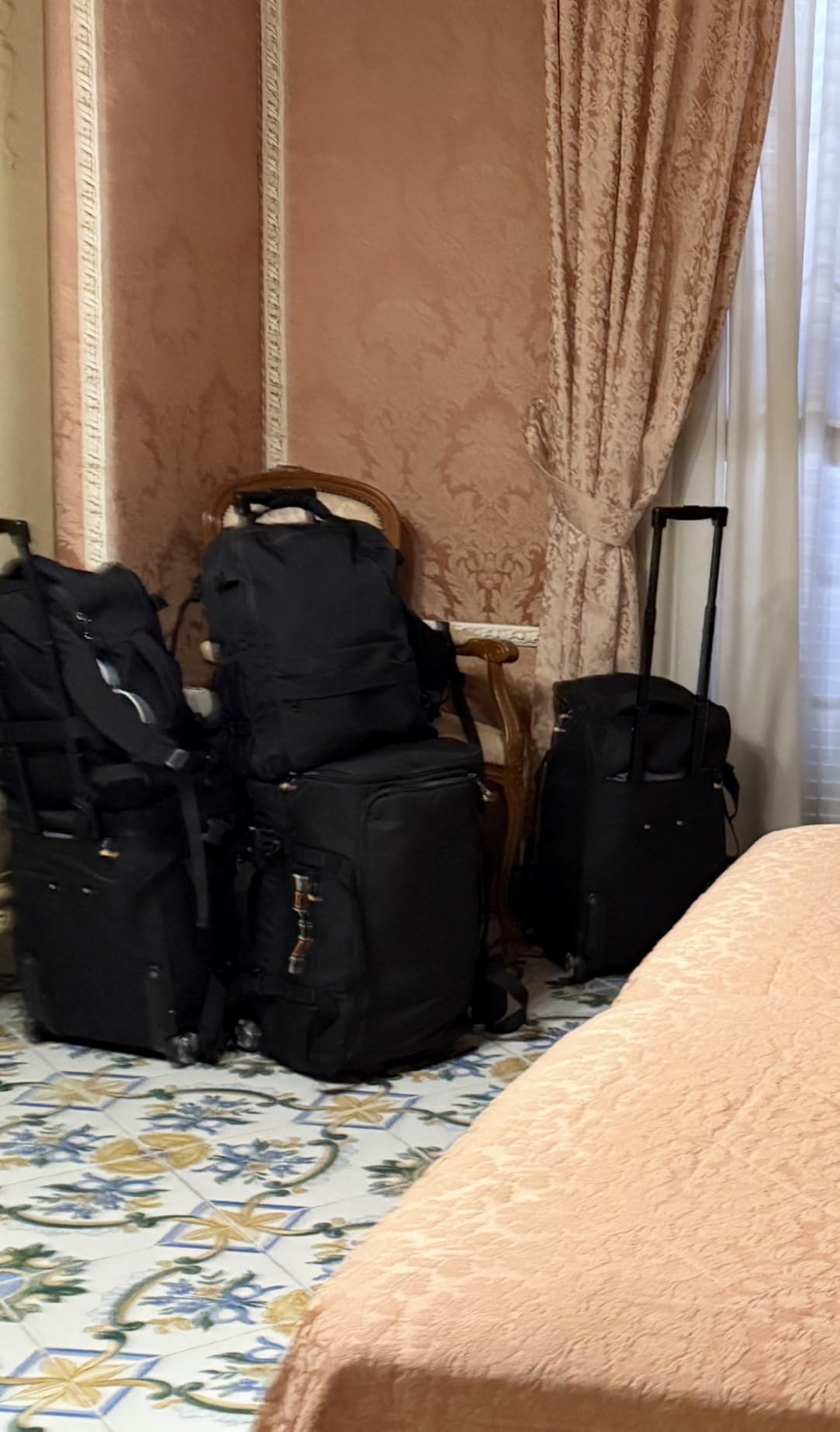 Ponhog 21 Inch Rolling Duffle Bag with Wheels for Men - Water Resistant Wheeled Duffle Bag for Weekend Travel & Overnight Trips customer photo 1