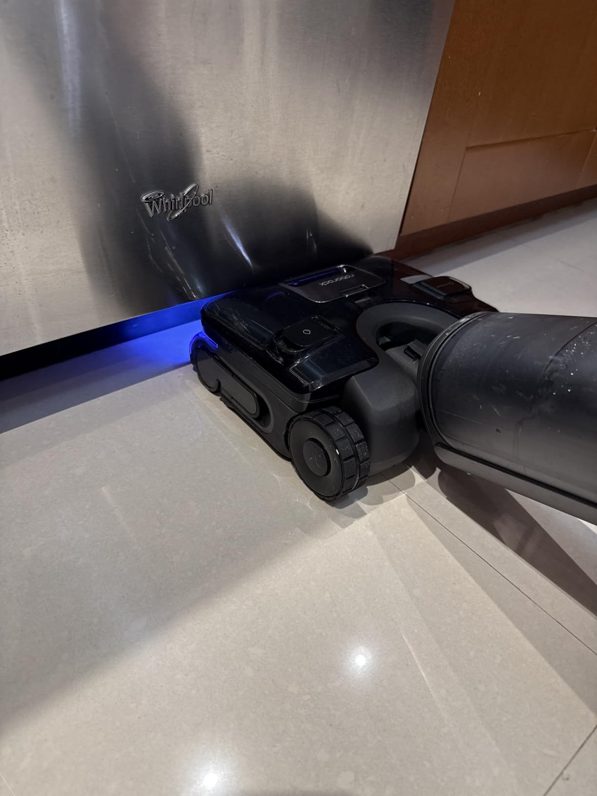 Roborock F25 BX Wet Dry Vacuum Cleaner, Cordless Vacuum Mop All in One with 20,000Pa, 194F Hot Air Flash Drying & Self Cleaning, Zero-Tangle Wet Mop Cleaner for Hard Floor, 180 Degree Lie Flat customer photo 2