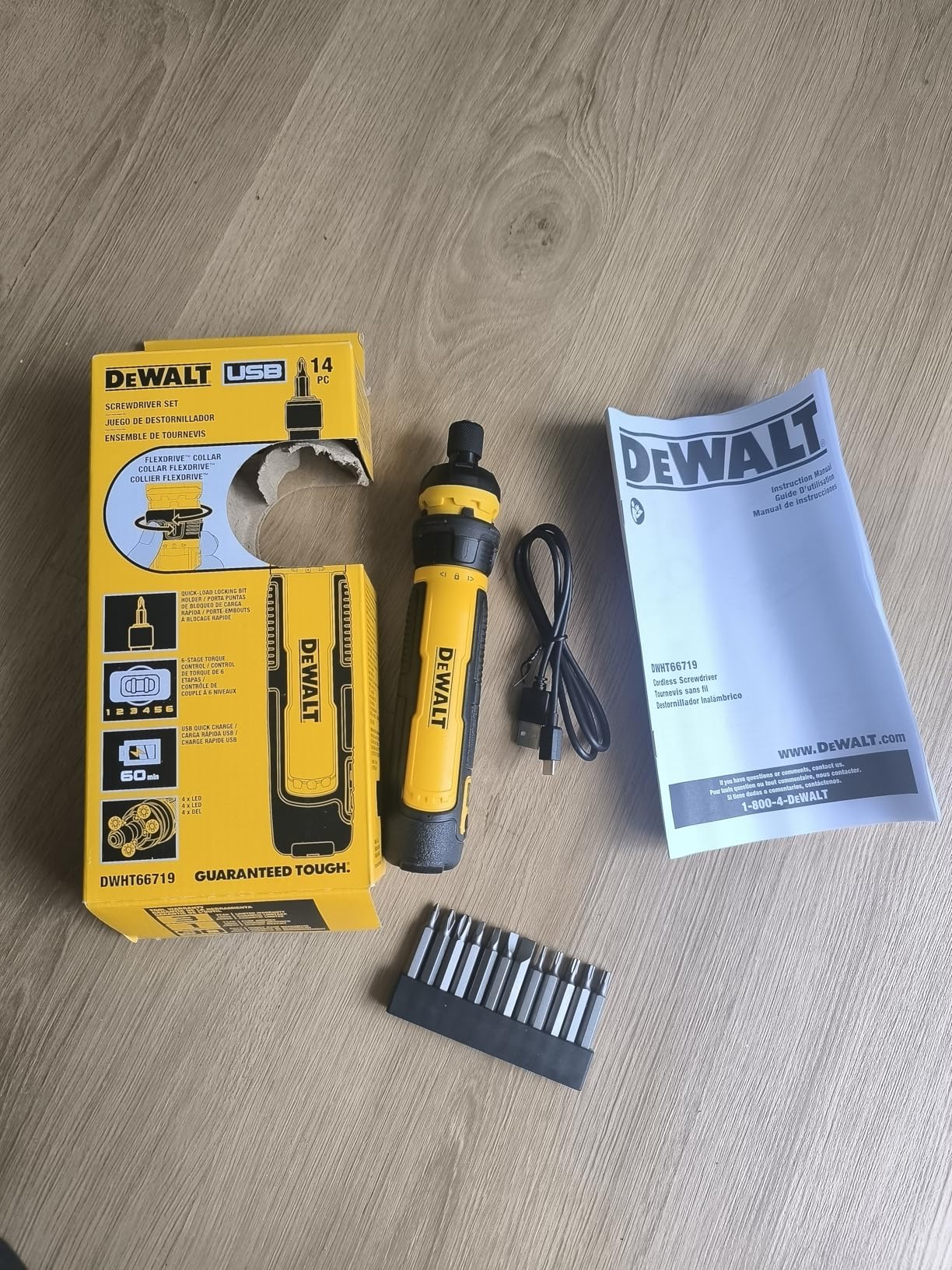 DEWALT Cordless Screwdriver, 4V USB Rechargeable Electric Screwdriver with 12 pcs Screwdriver Bit Set, LED Light, FLEXDRIVE Control, Compact, Ergonomic (DWHT66719) customer photo 1