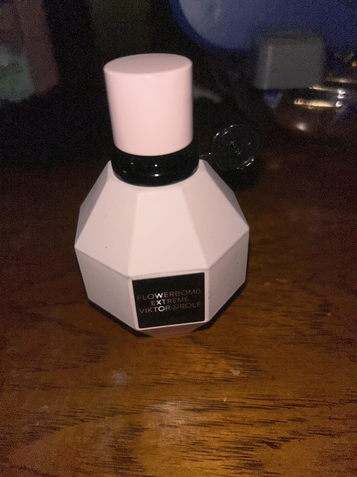 Viktor&Rolf Flowerbomb Extreme - Eau de Parfum Intense Womens Perfume - With Raspberry, Jasmine, Rose, Orange Blossom & Vanilla Bean customer photo 2
