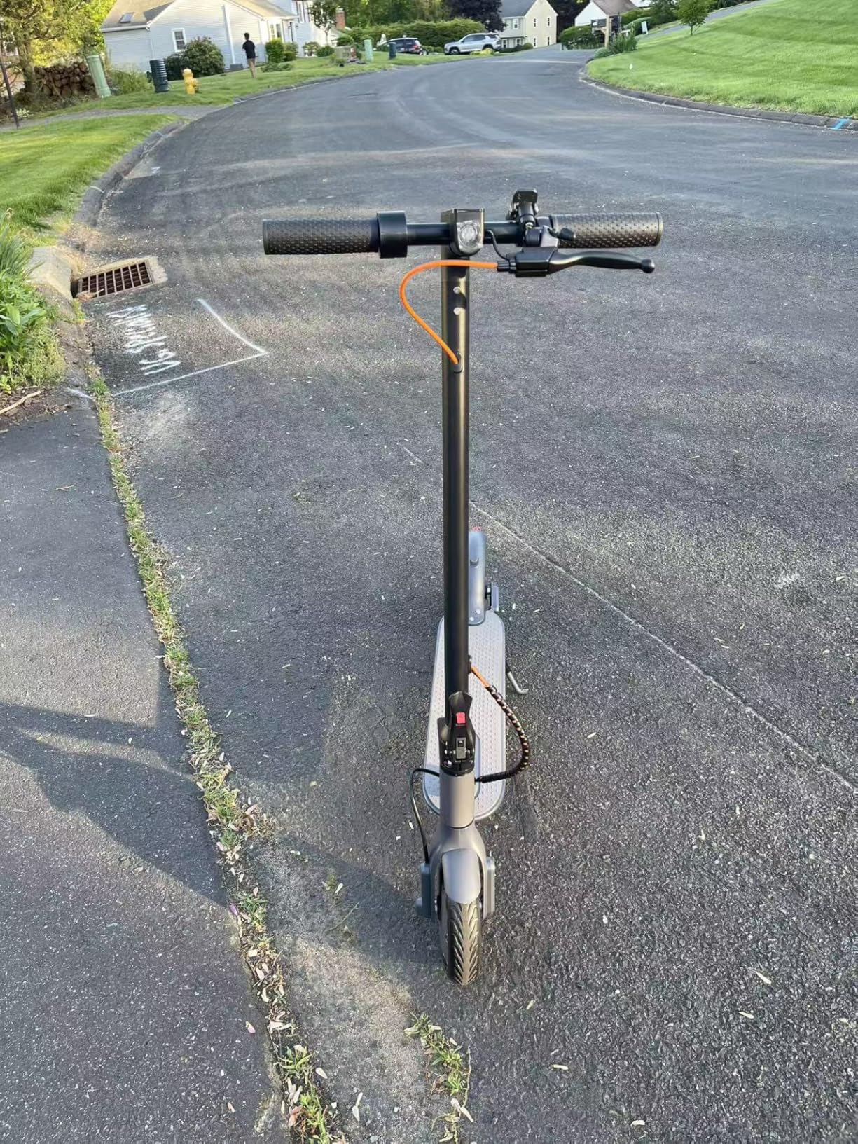 Aovowheel Electric Scooter for Adults, Folding E Scooter with 350W/500W Motor 16/24 Mph Top Speed, Max 19-23 Miles Long Range, 8.5''/10''/14''Tires Commuting Scooters with Dual Brakes System, APP customer photo 2