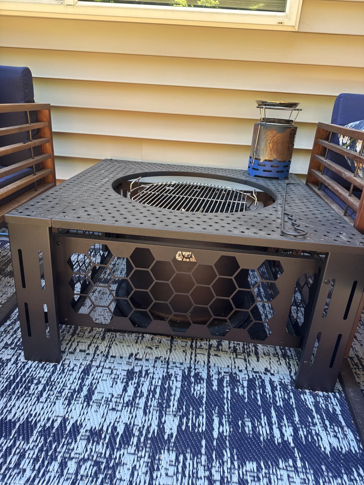 Surround Tabletop Use for Solo Stove Bonfire Ranger 2.0 and Mesa, Accessories for Solo Stove, Fire Pit Surround Table Adjustable with UV-Resistant Outdoor Fabric, Thick Metal Black customer photo 1