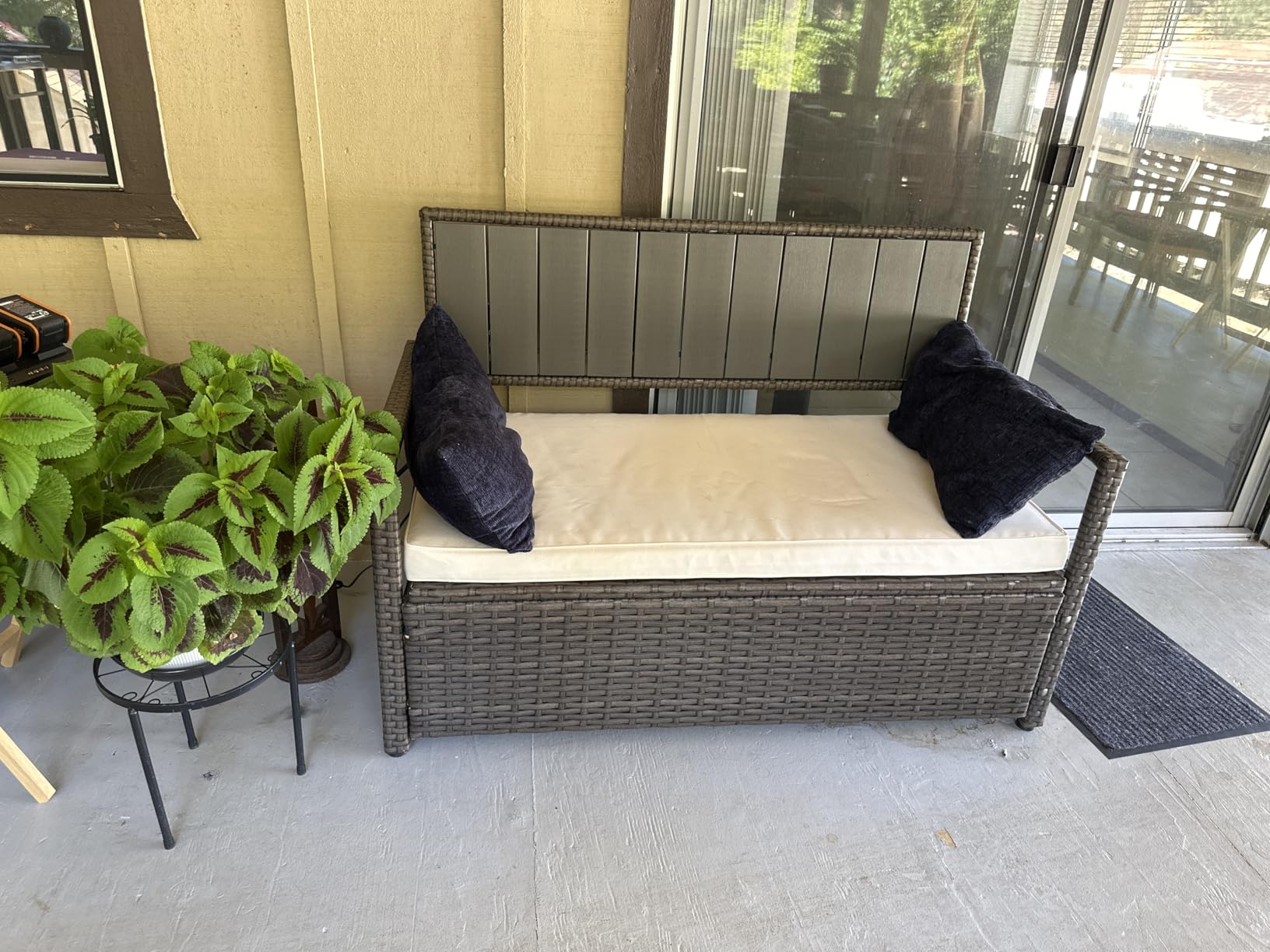 YITAHOME Outdoor Storage Bench, 70 Gallon PE Rattan Patio Storage Bench w/Handles and Soft Cushion,Outdoor Storage Box for Patio, Yard, Lawn, Garden customer photo 1
