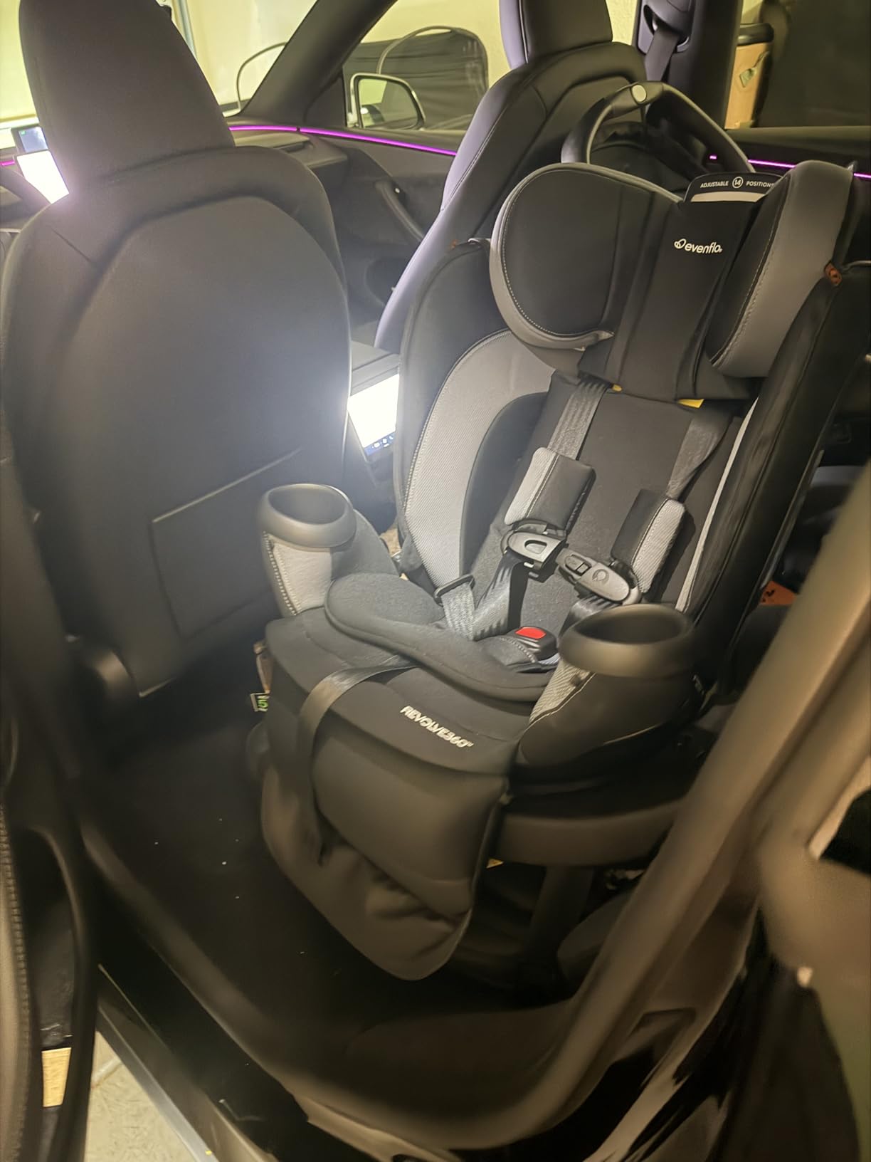 Evenflo Revolve360 Extend Convertible Car Seat with 360 Degree Rotation, Extended Rear-Facing, Forward-Facing, Booster Mode, and Secure Latch Install, Revere Gray customer photo 1