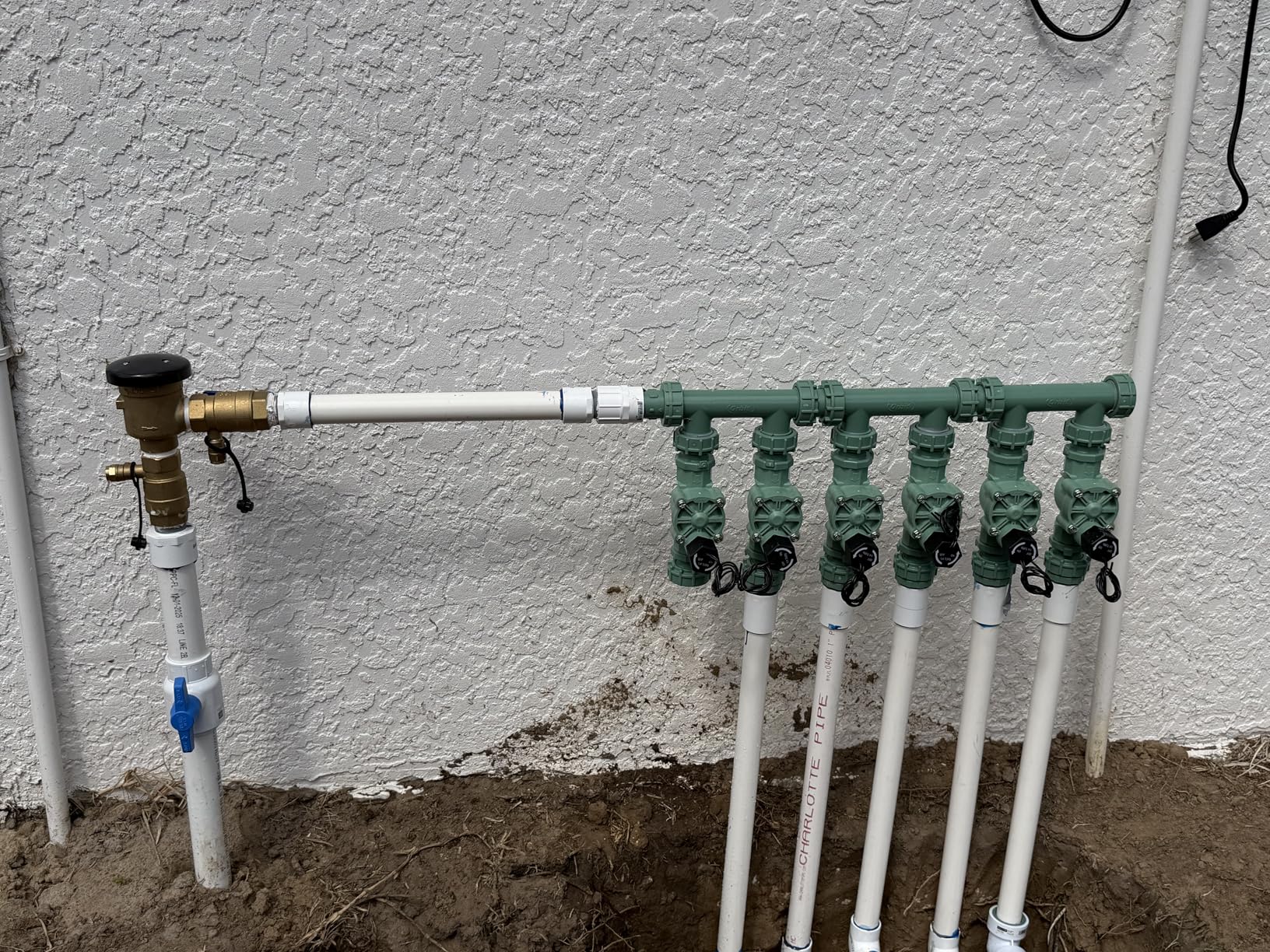 Orbit 57257 4-Valve Preassembled Sprinkler Manifold - Easy Install, Smart Controller Compatible customer photo 1