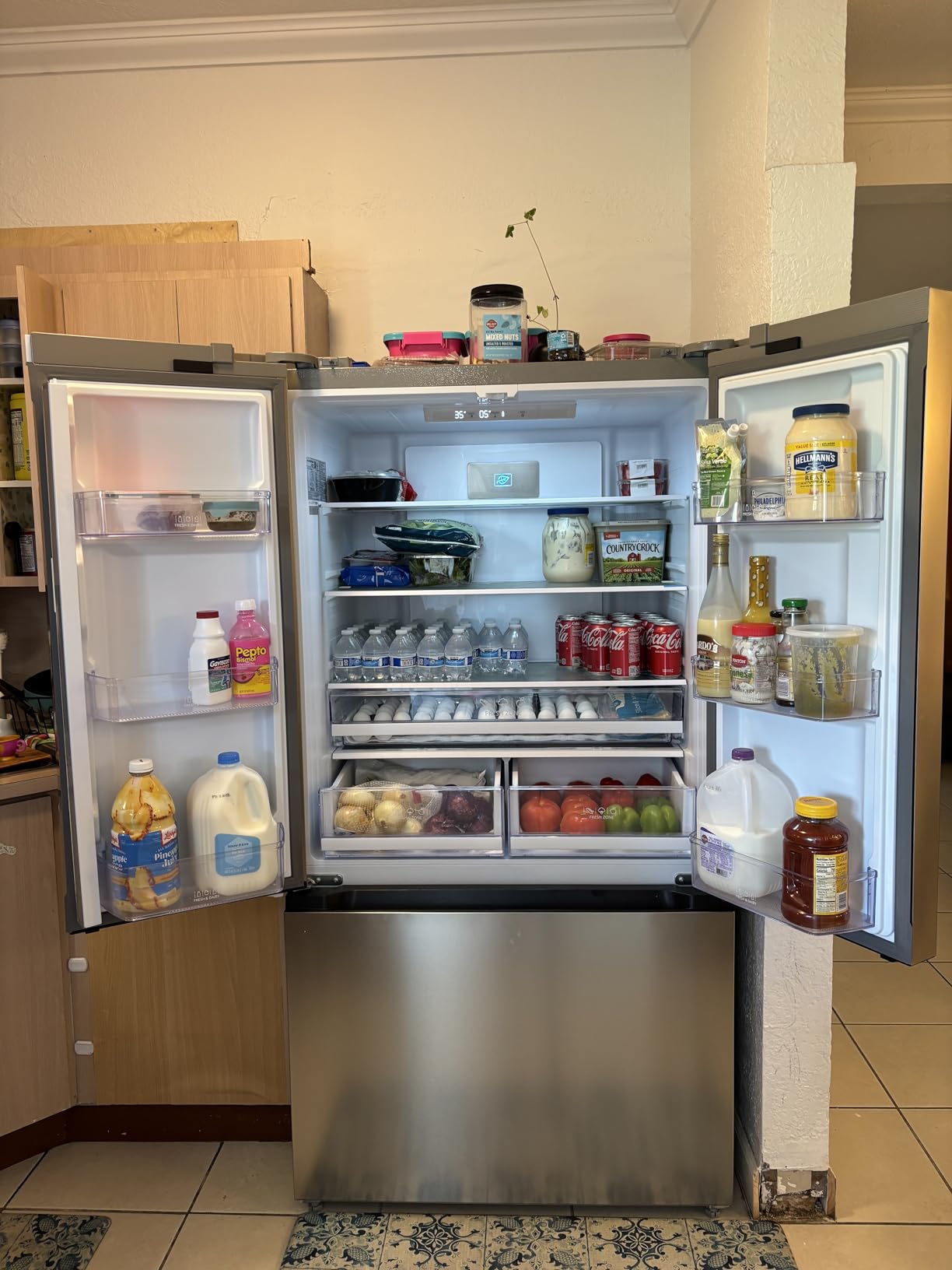 Hamilton Beach HBF2064 20.6 cu ft Counter Depth Full Size Refrigerator, Side Doors, Gunmetal customer photo 2