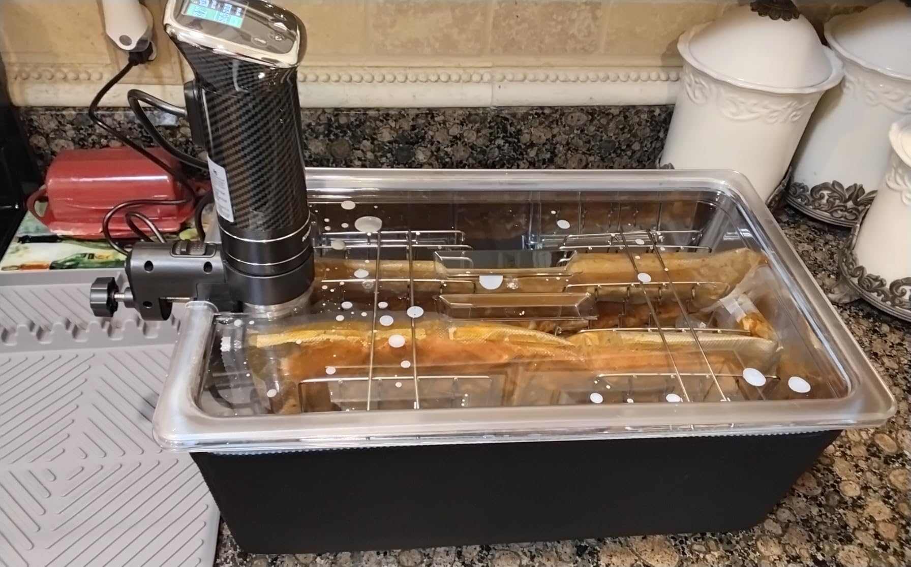 KitchenBoss Wifi Sous Vide Cooker: Ultra-quiet 1100W Precision Cooking Machine Built-in TFT Recipes, IPX7 Waterproof Immersion Circulator, Carbon Black customer photo 2