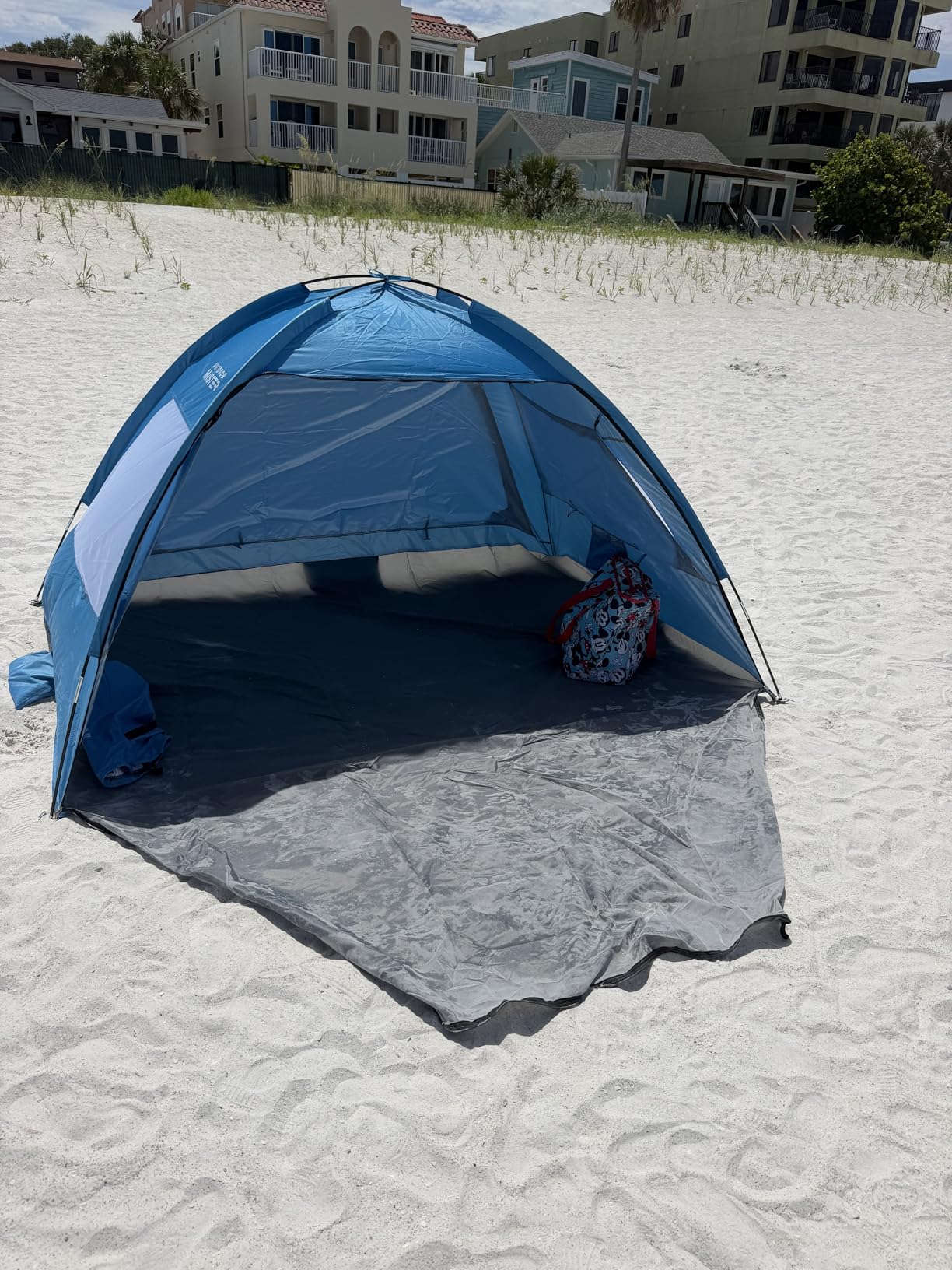 OutdoorMaster Beach Tent for 3/4/6/8 Person - Easy Setup Sun Shade Shelter, Portable Beach Shade Sun Canopy with UPF 50+ UV Protection, Removable Skylight Family Size customer photo 2