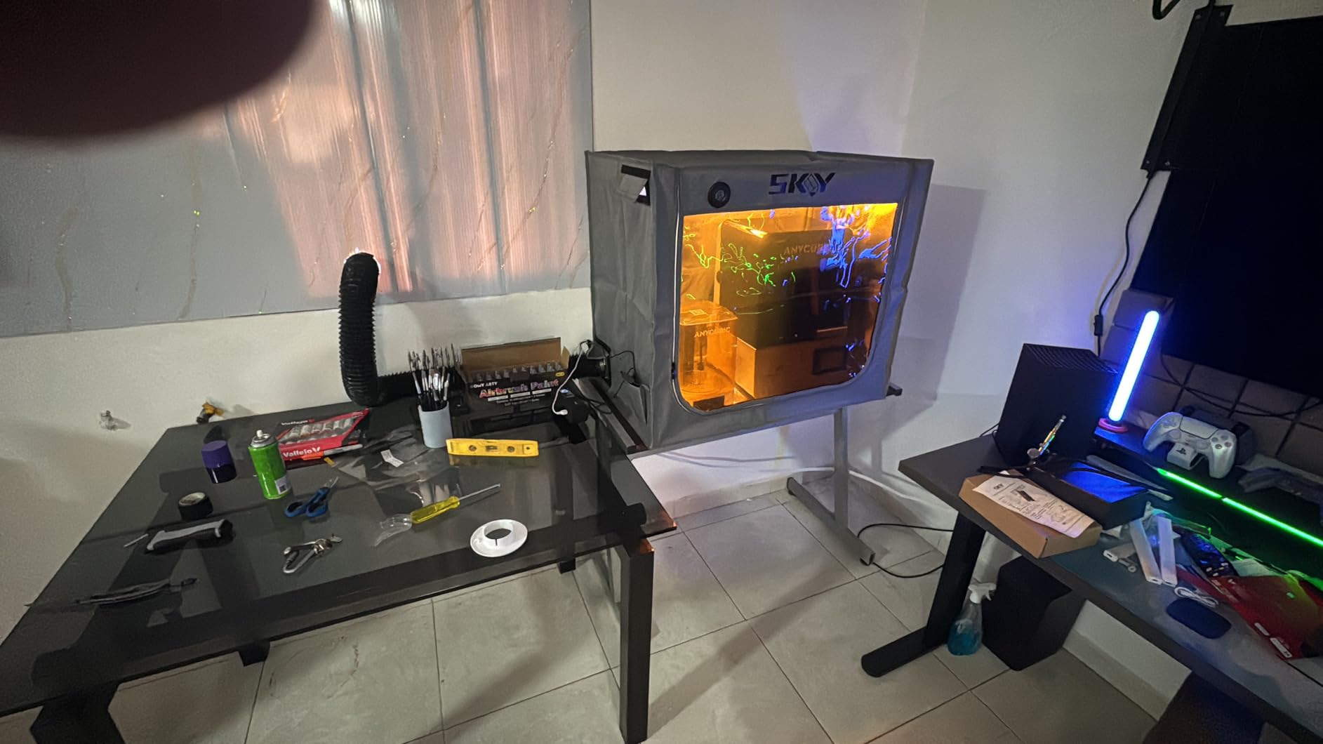 Skouphy Resin 3D Printer Enclosure with Ventilation Kit, LED Light,Thermo-Hygrometer Dustproof Cover Eliminate Odors Isolate Noise Compatible Anycubic Elegoo Creality Series LCD Resin UV 3D Printer customer photo 1