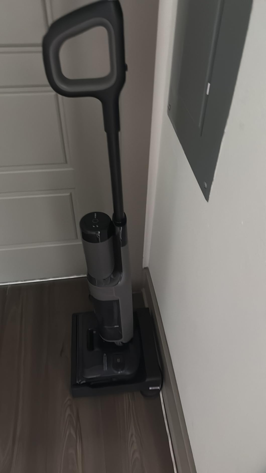 Floor ONE i6 Stretch Wet Dry Vacuum Cleaner, Vacuum & Mop All in One, 20kpa Powerful Suction, Up to 40 Minutes Runtime, 180 Lay-Flat, Anti-Tangle Design, Full-Path Self-Cleaning & 185 Flashdry customer photo 2