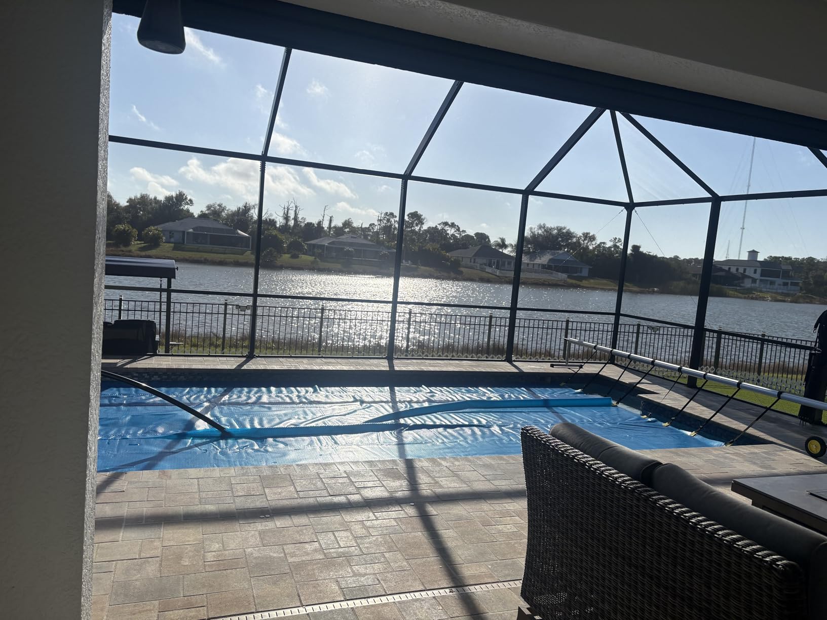 Solar Pool Cover, Durable 16 mil 16 × 32 ft Pool Covers for Inground & Above Ground Pools, Solar Pool Heater, Rectangle Solar Blanket with Bubbles, Blue customer photo 1