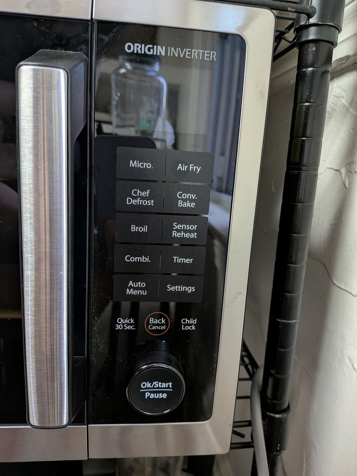 TOSHIBA OptiChef PRO MAX Air Fryer Combo Microwave Oven with 2.4-Inch Color Screen, Origin Inverter Technology, Smart Sensor, Compatible with Alexa, 1100W, 1.3 Cu.Ft, Silver ML2-STC13SAIT(SS) customer photo 1