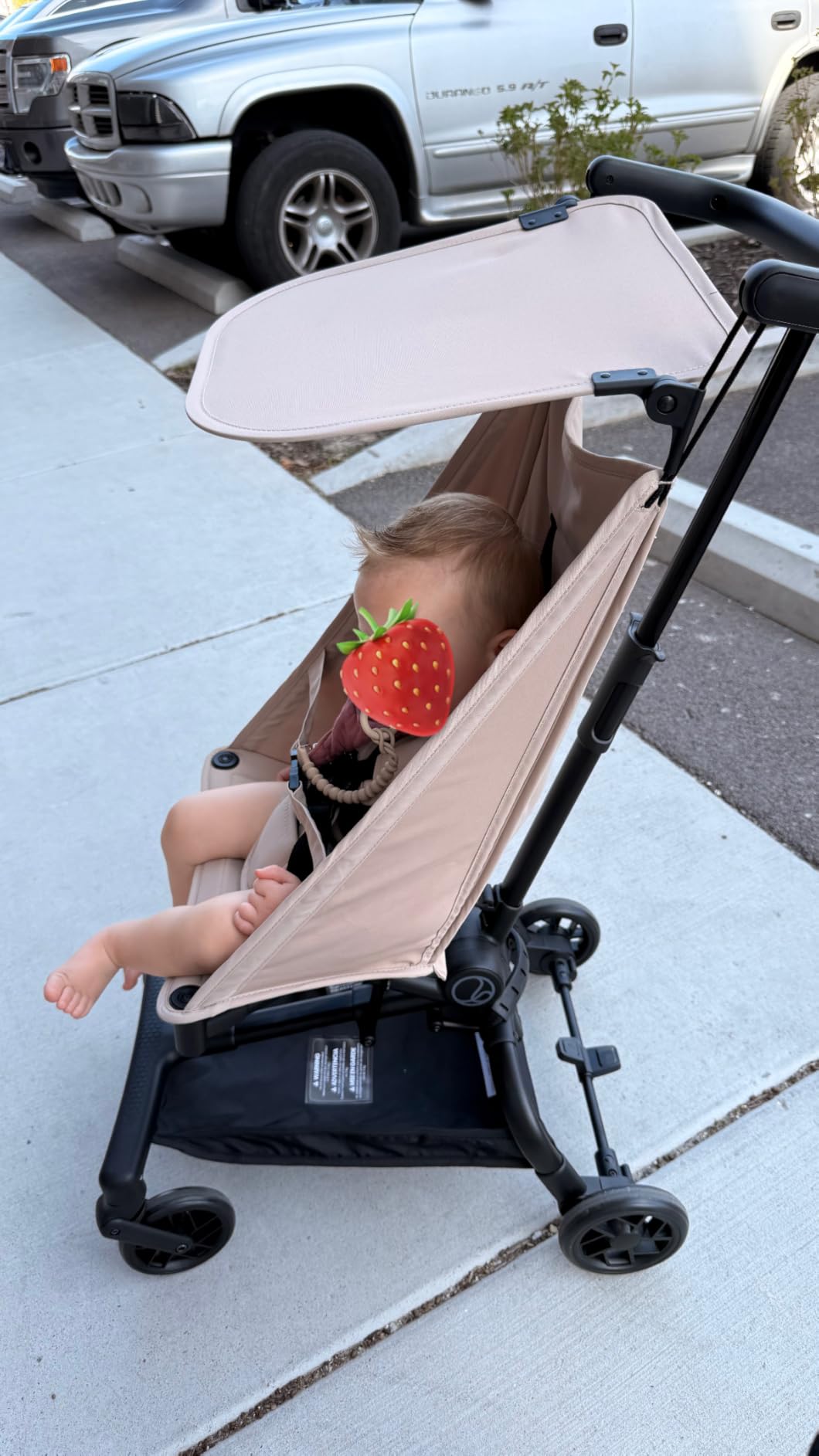 Mompush Jeto Lightweight Travel Stroller - 9.8 lbs Ultra-Compact, One-Hand Fold, Airplane Cabin Approved, All-Terrain Wheels, Smooth Ride for Toddlers, Perfect for Travel & Daily Use customer photo 2