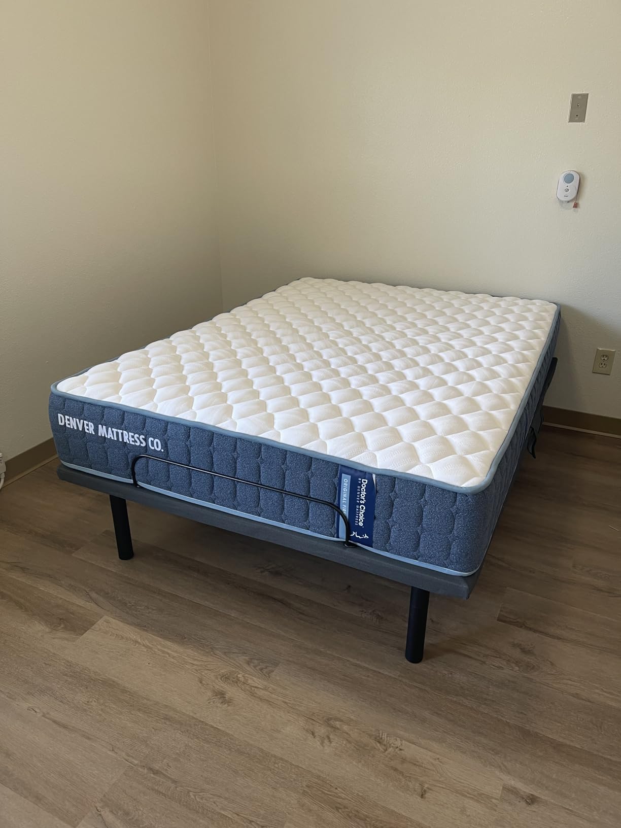 Marsail NS0 Queen Adjustable Bed Base - Smart Dual Motor Bed Frame with Wireless Remote, 3-Min Assembly, Zero Gravity & Anti-Snore Modes, Under Bed Lighting, 4 USB Ports customer photo 1