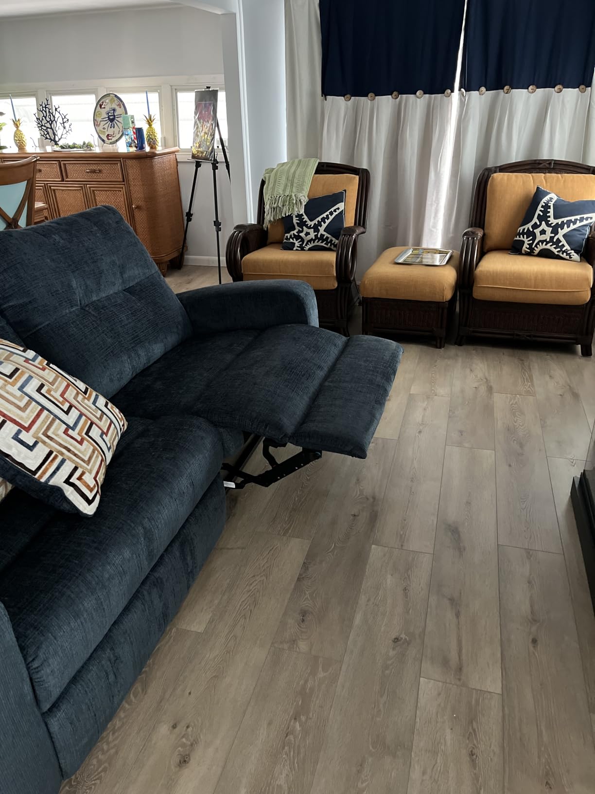 Signature Design by Ashley Danum Modern Manual Pull Tab Reclining Sofa with Tufted Back Cushion, Blue customer photo 1